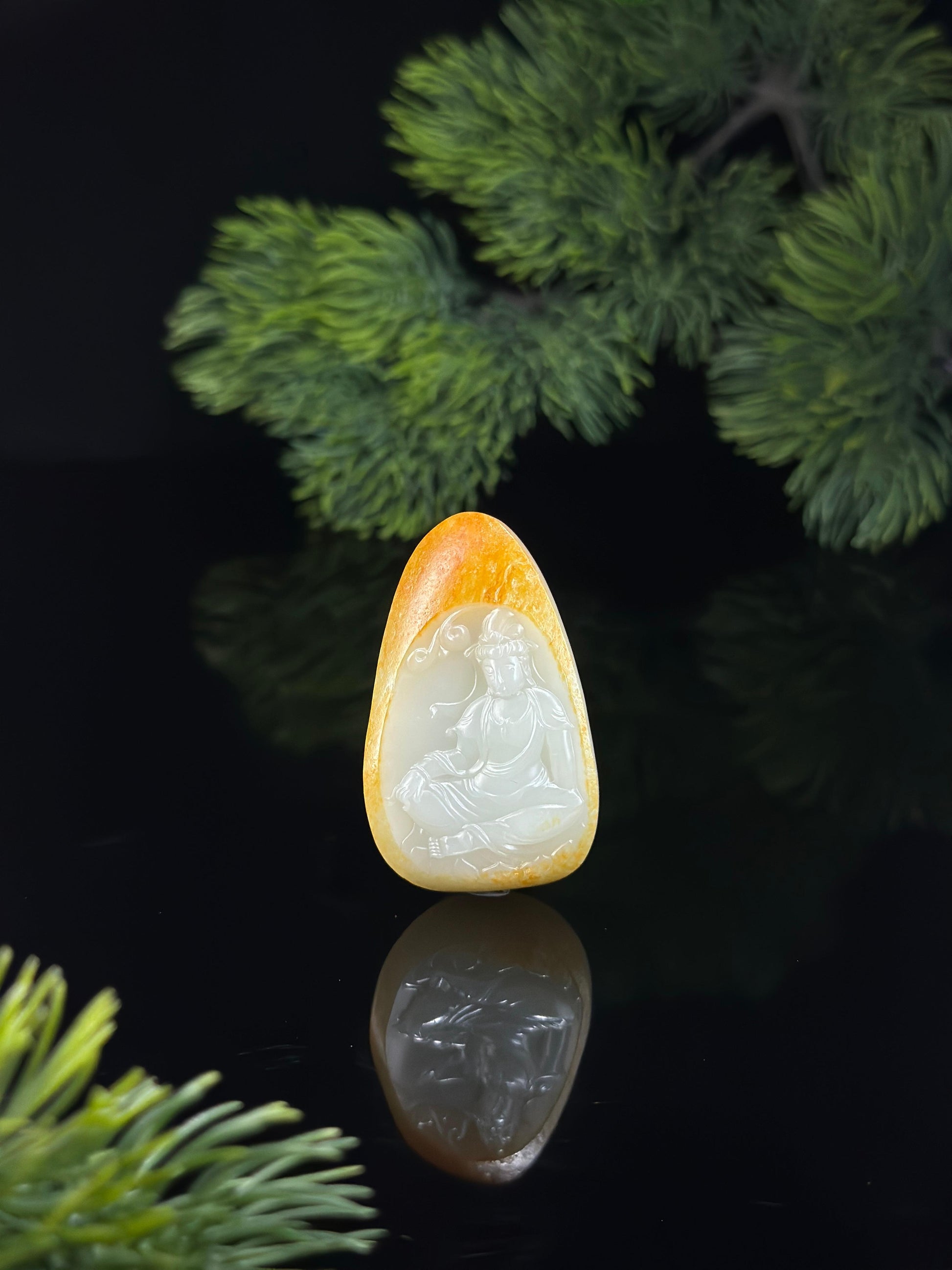 日常，新疆和田玉白玉洒金皮籽料自在观音珍品挂件（yc491628）