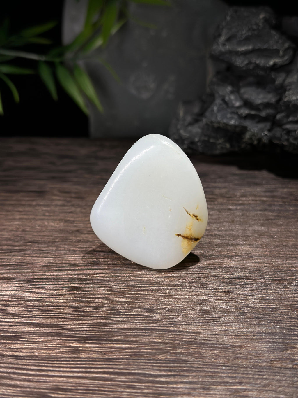 新疆和田玉珍品光白籽淡洒金皮籽料挂件（yc716067）