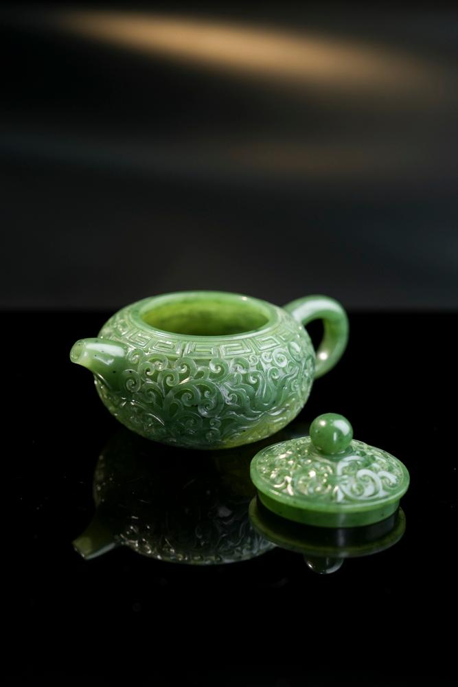 和田碧玉大师工铭刻茶壶（yc253288）