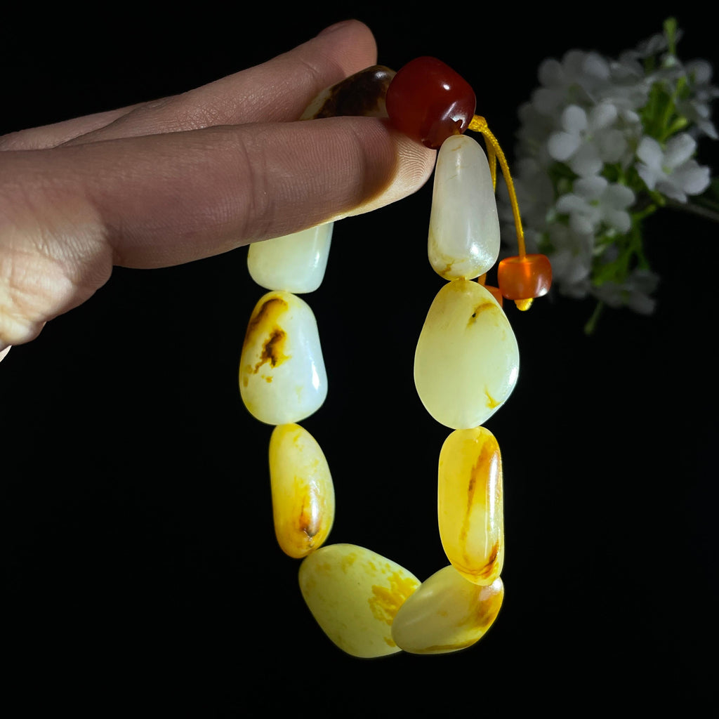 和田玉白玉红皮黑红皮精品原籽手串（yc410686）