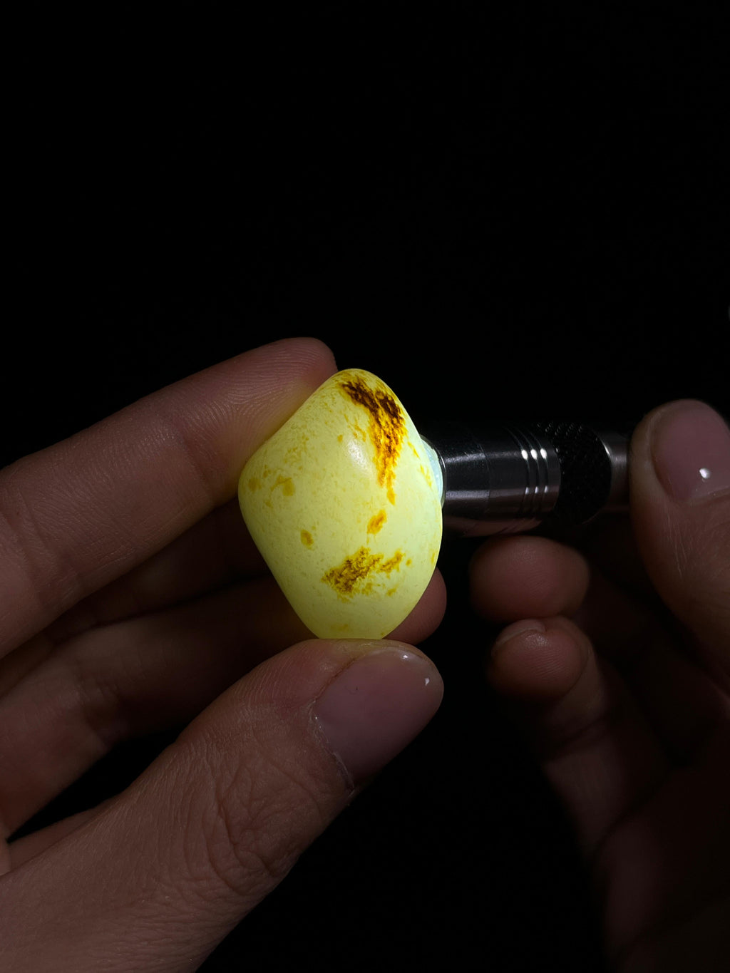 新疆天然和田玉白玉籽料原石挂件（yc263898）