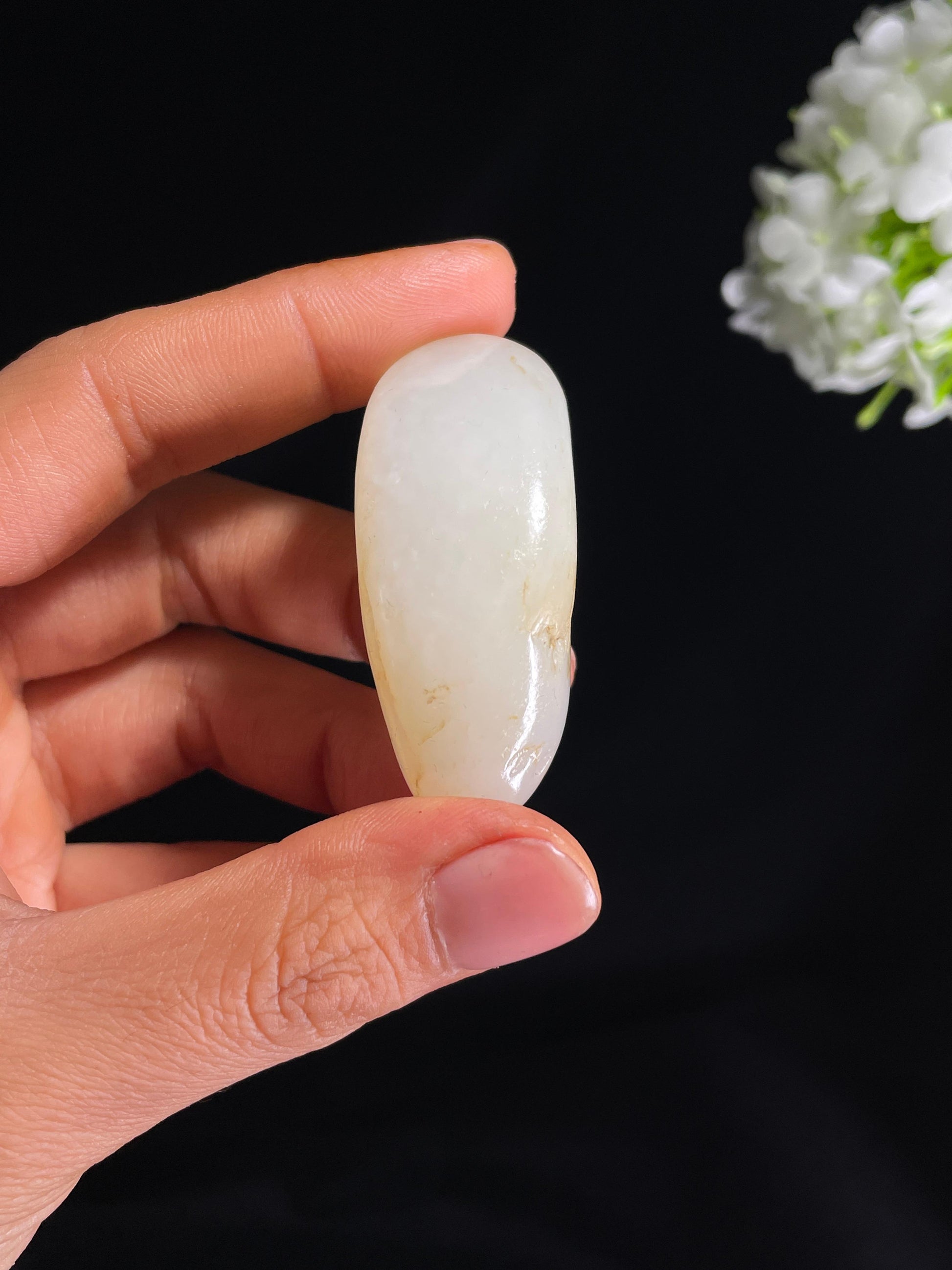 和田玉白玉水滴型籽料原石（yc265221）