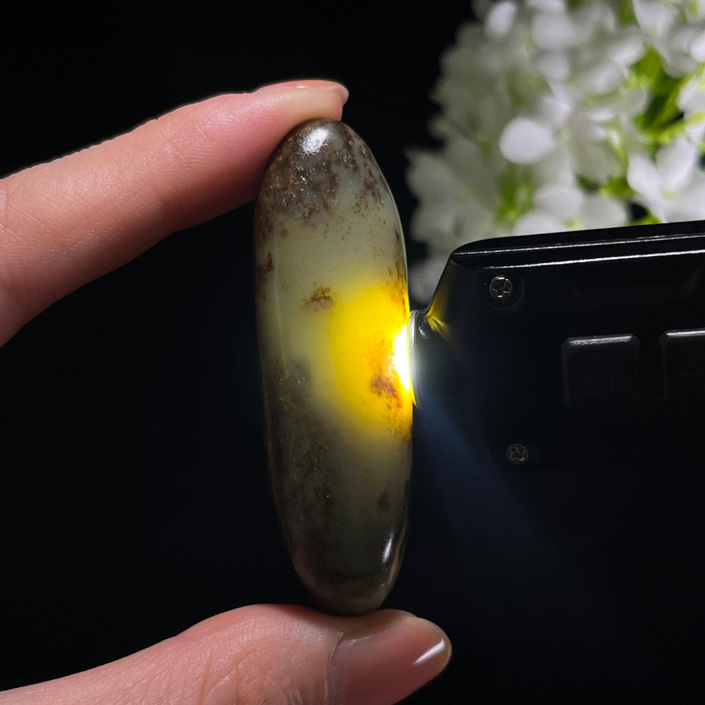 和田玉青白玉“墨滴青瑶”秋梨皮黑油皮籽料（yc345874）