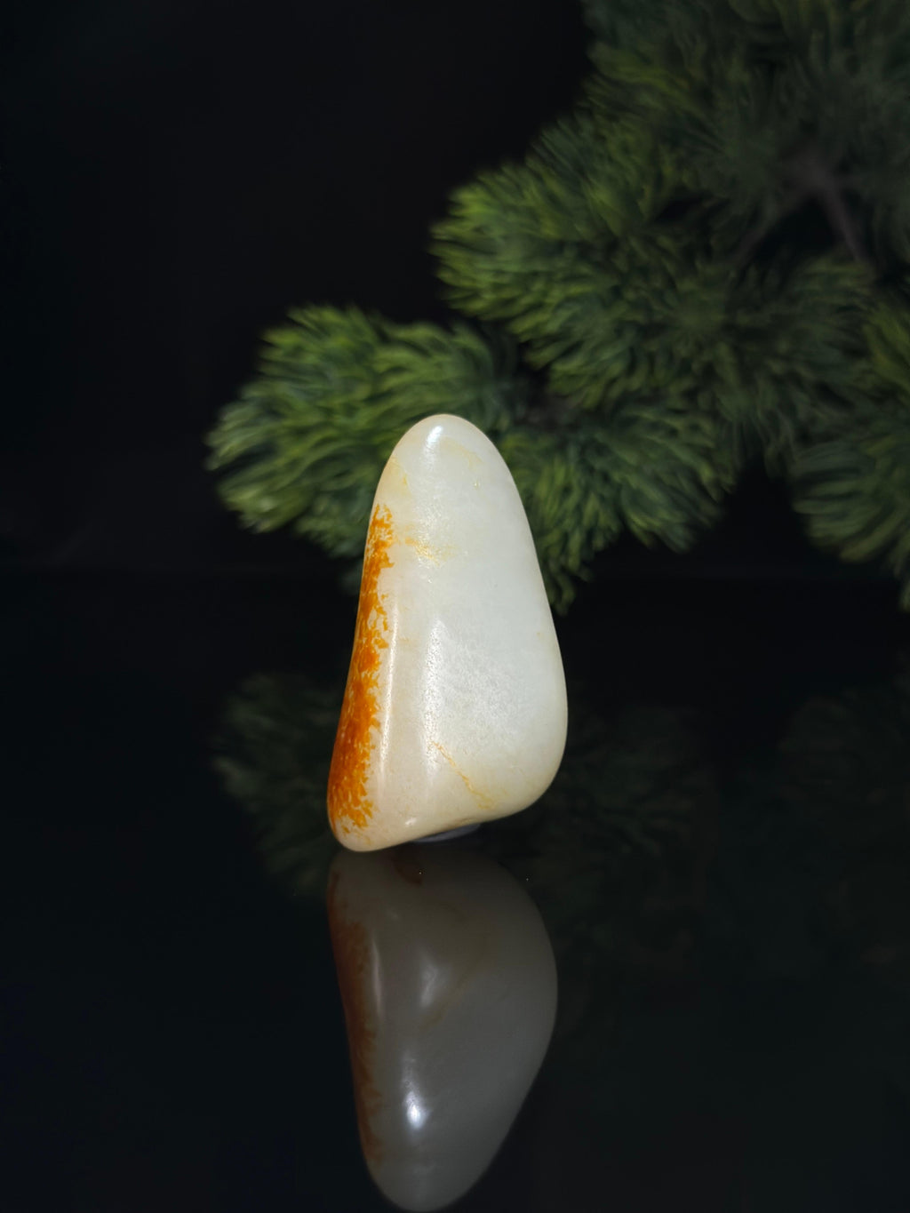 新疆和田玉珍品白玉洒红皮籽料手把件（yc536778）