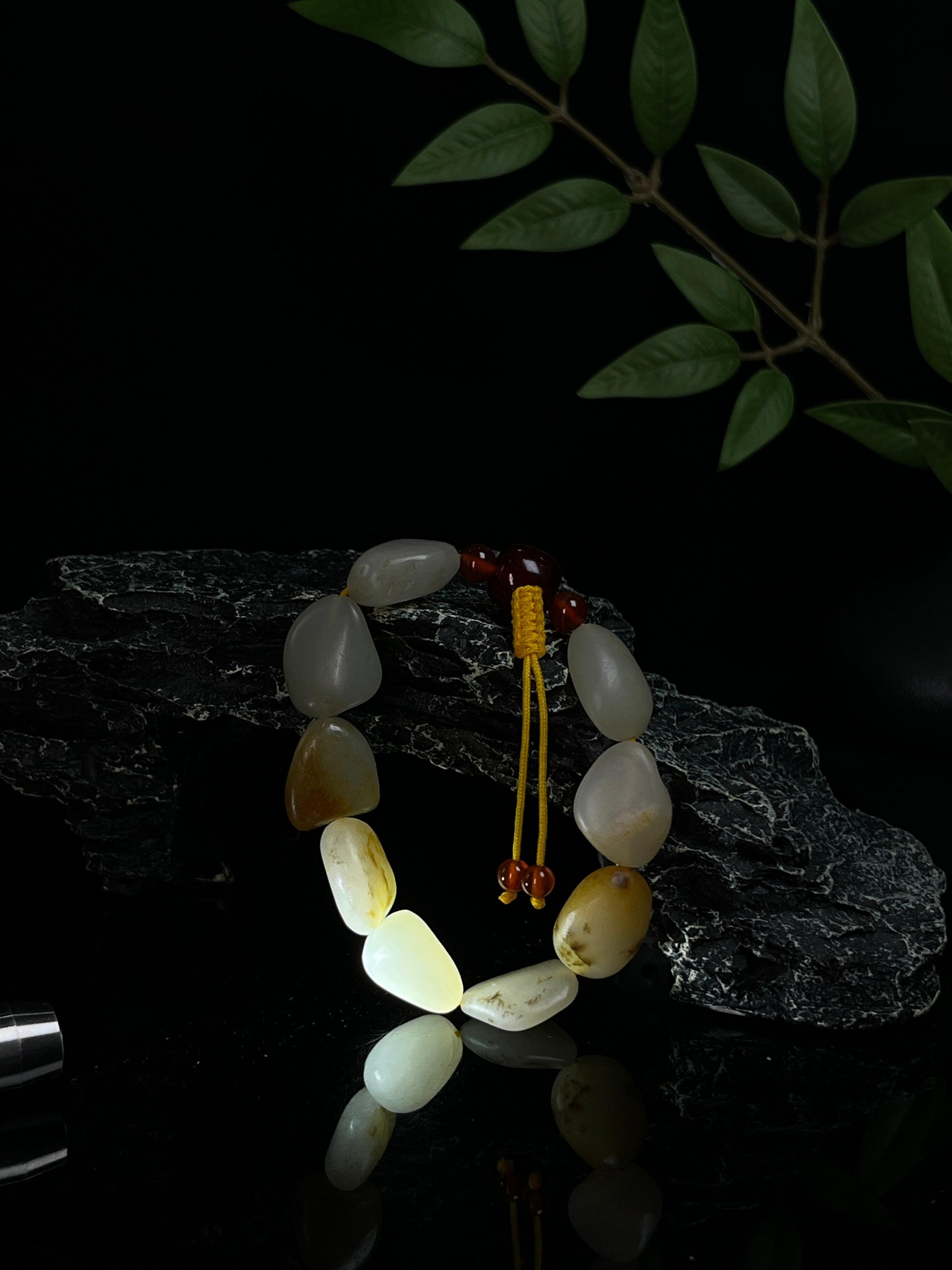 新疆天然和田玉籽料原石手串原皮原色（yc230364）