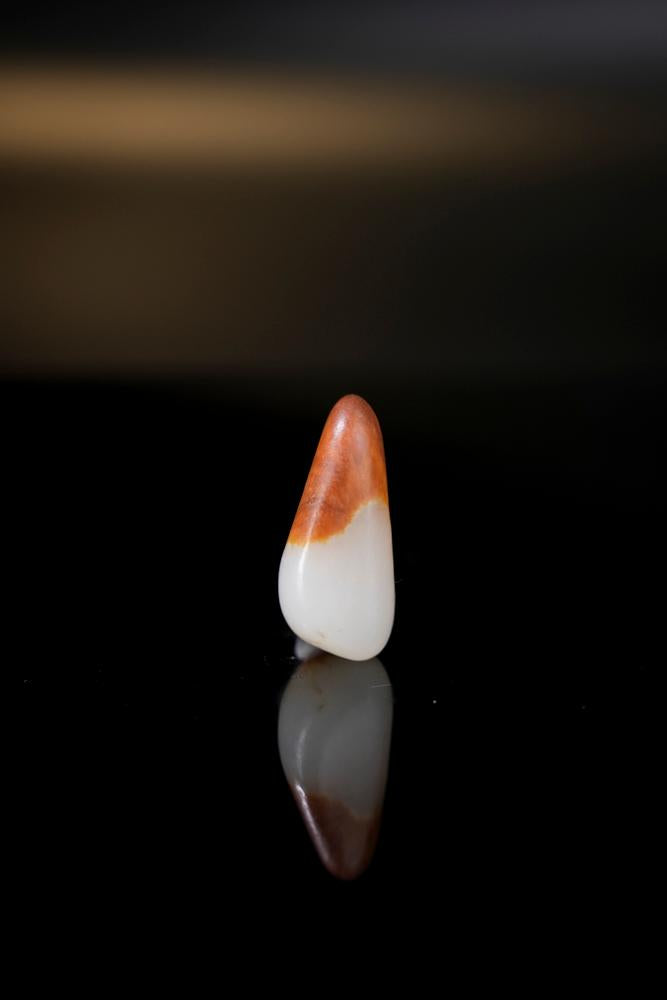 新疆和田玉小精品红皮白肉籽料原石（yc254585）