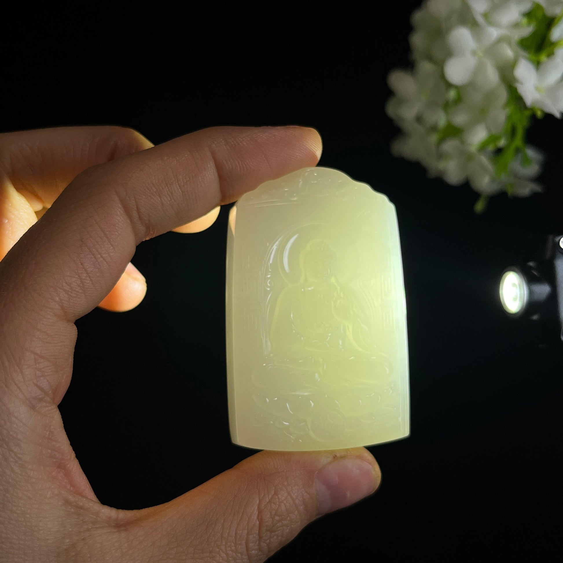 和田玉白玉“空谷听禅”佛雕刻挂件（yc349375）