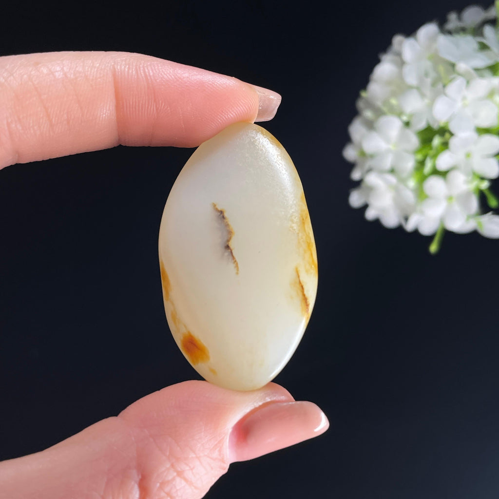 和田玉白玉“浅滩染霞”红皮籽料（yc386340）