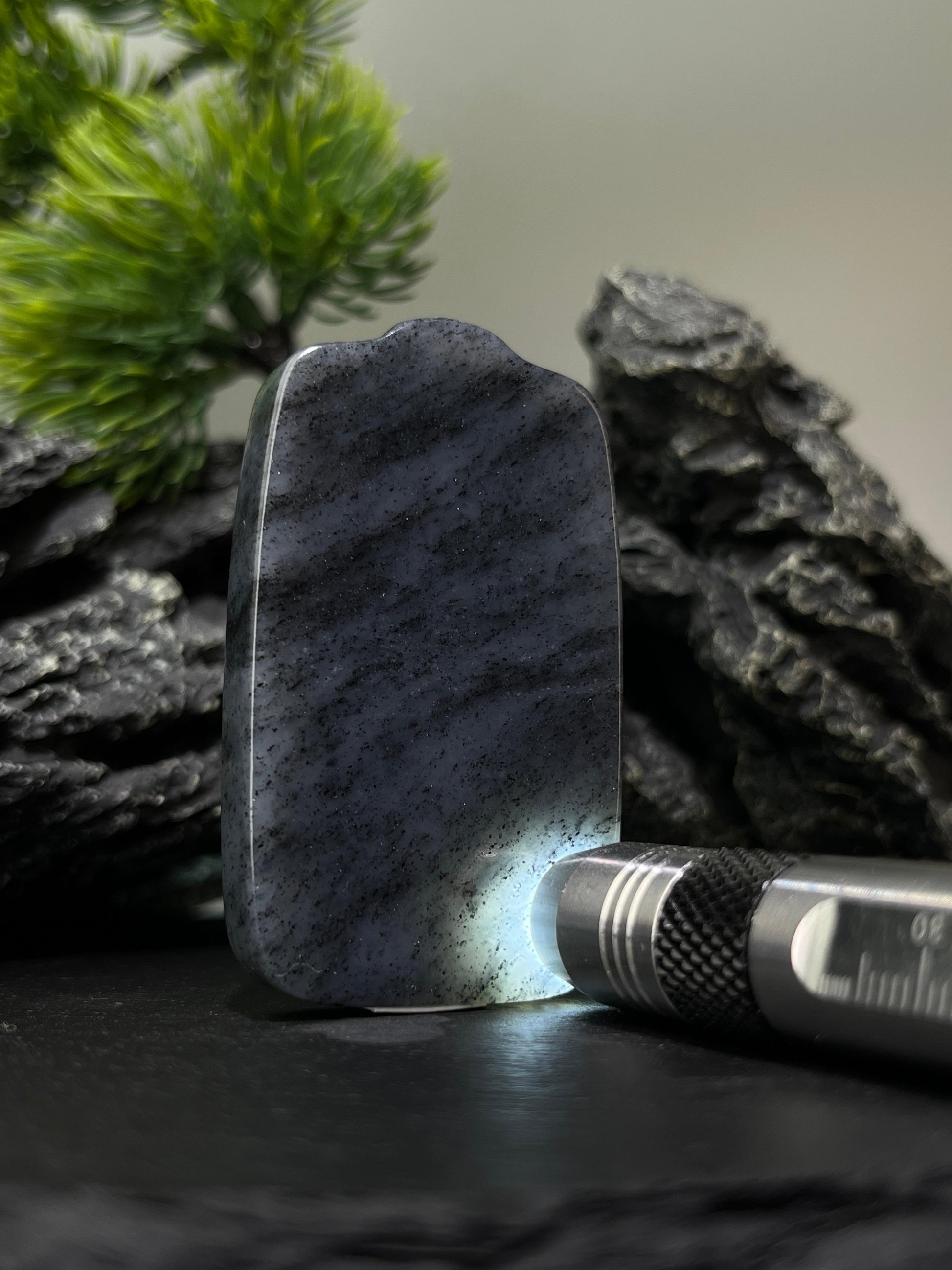 和田玉青花籽料无事牌2（yc228614）