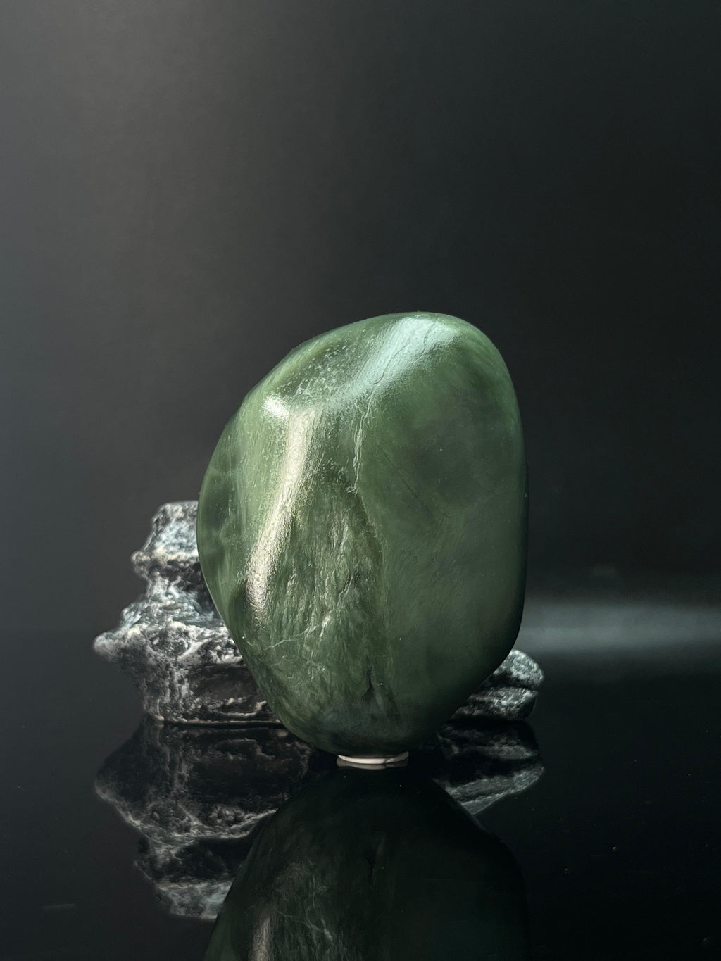 新疆和田玉籽料原石沙枣青手把件（yc236635）