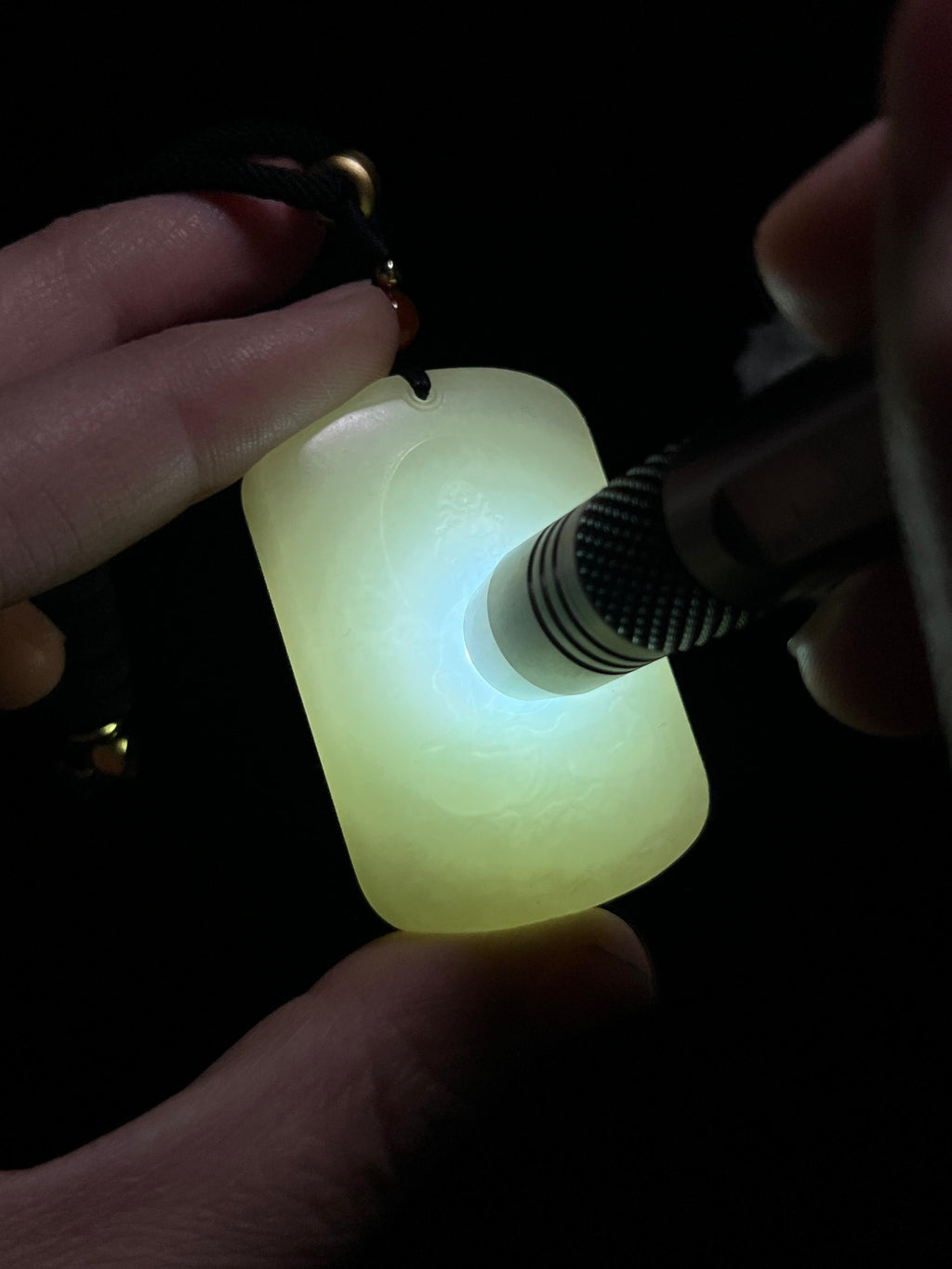 和田玉观音牌吊坠（yc258301）