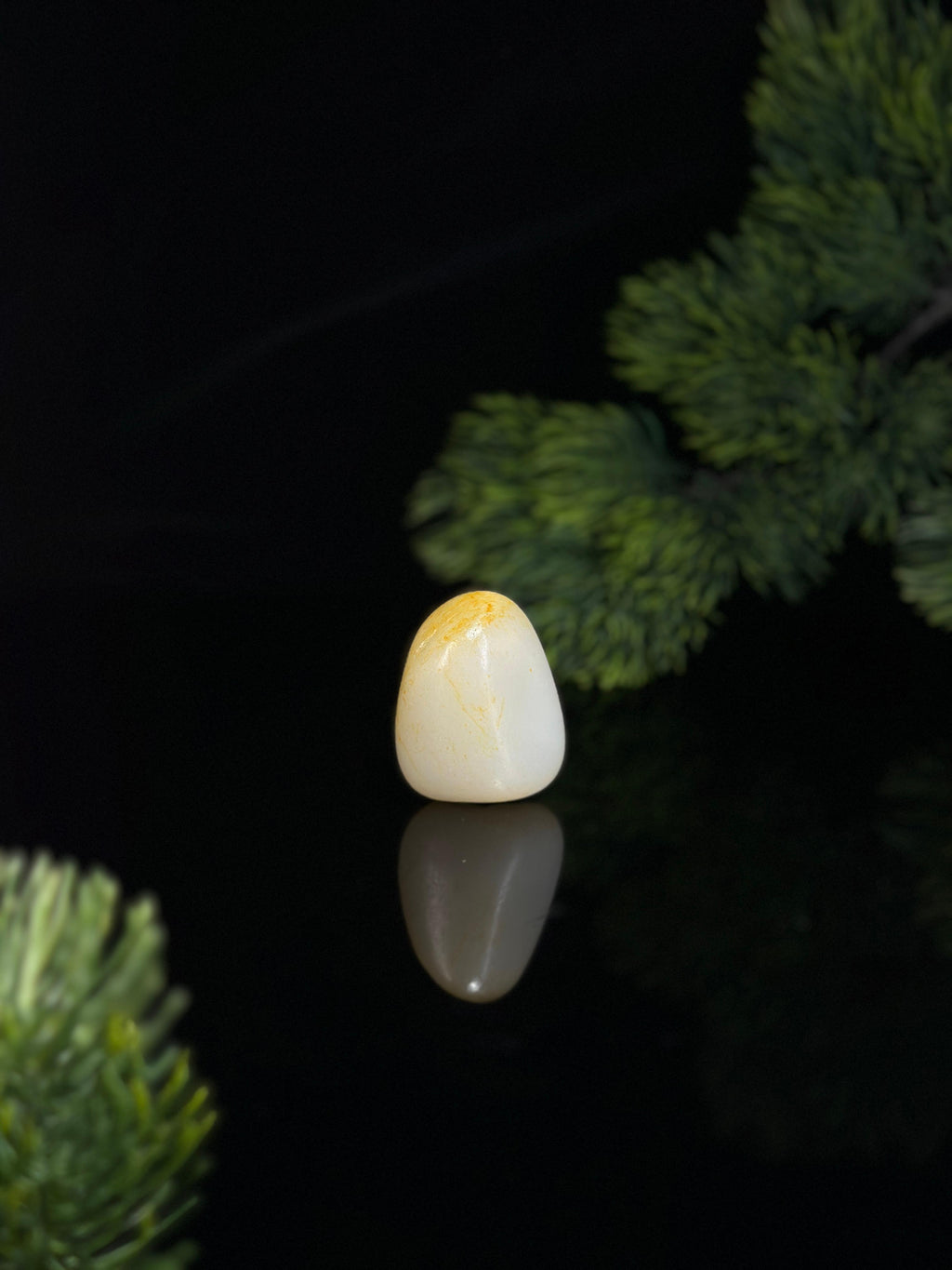 新疆和田玉白玉洒金皮珍品挂件籽（yc495255）