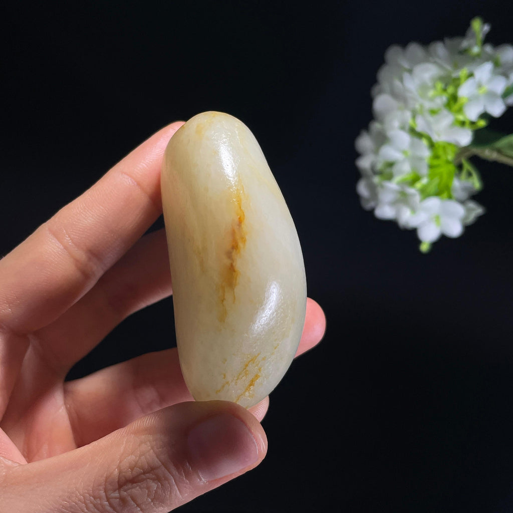 和田玉白玉“月魄残痕”洒黄皮籽料（yc324207）