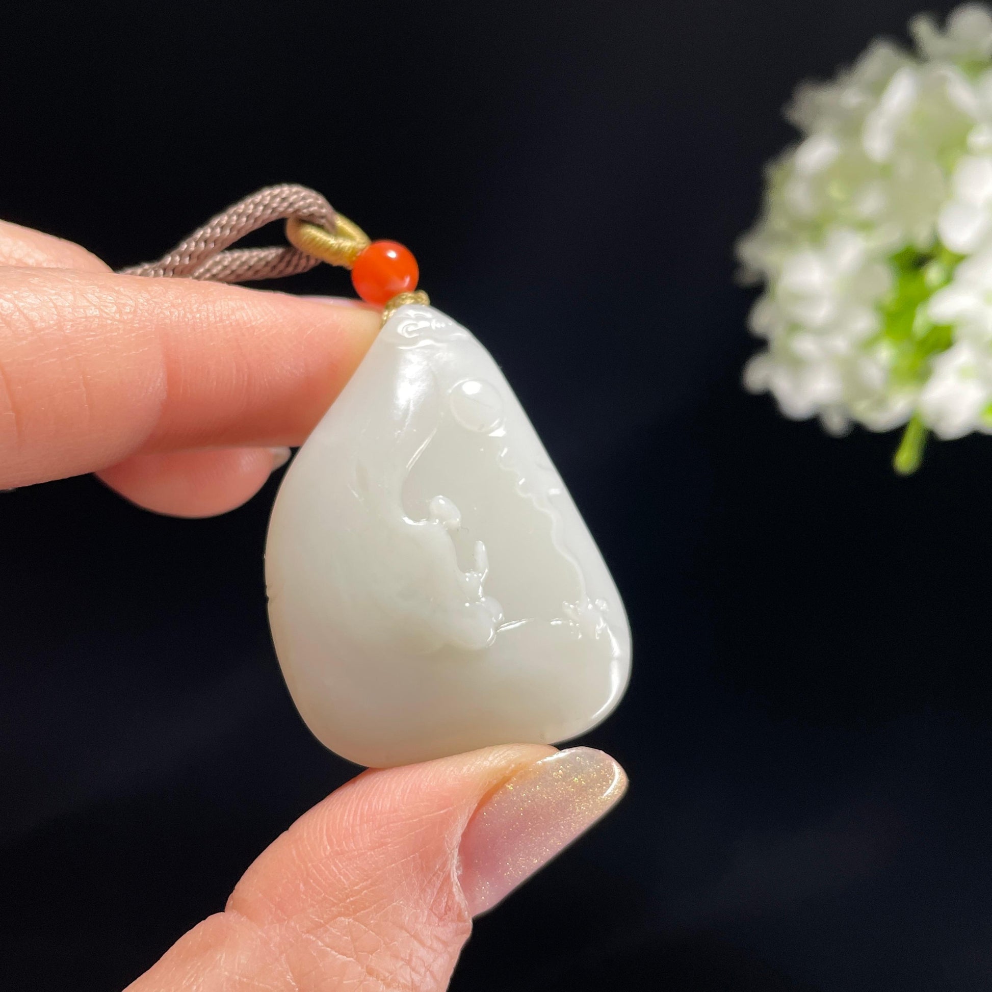 新疆和田玉米达料白玉僧人悟道随形挂件（yc365288）