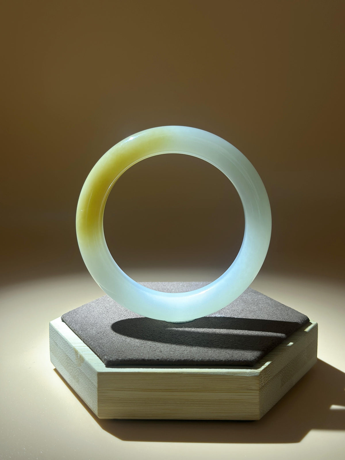 和田玉且末料糖白玉圆条手镯（yc750905）