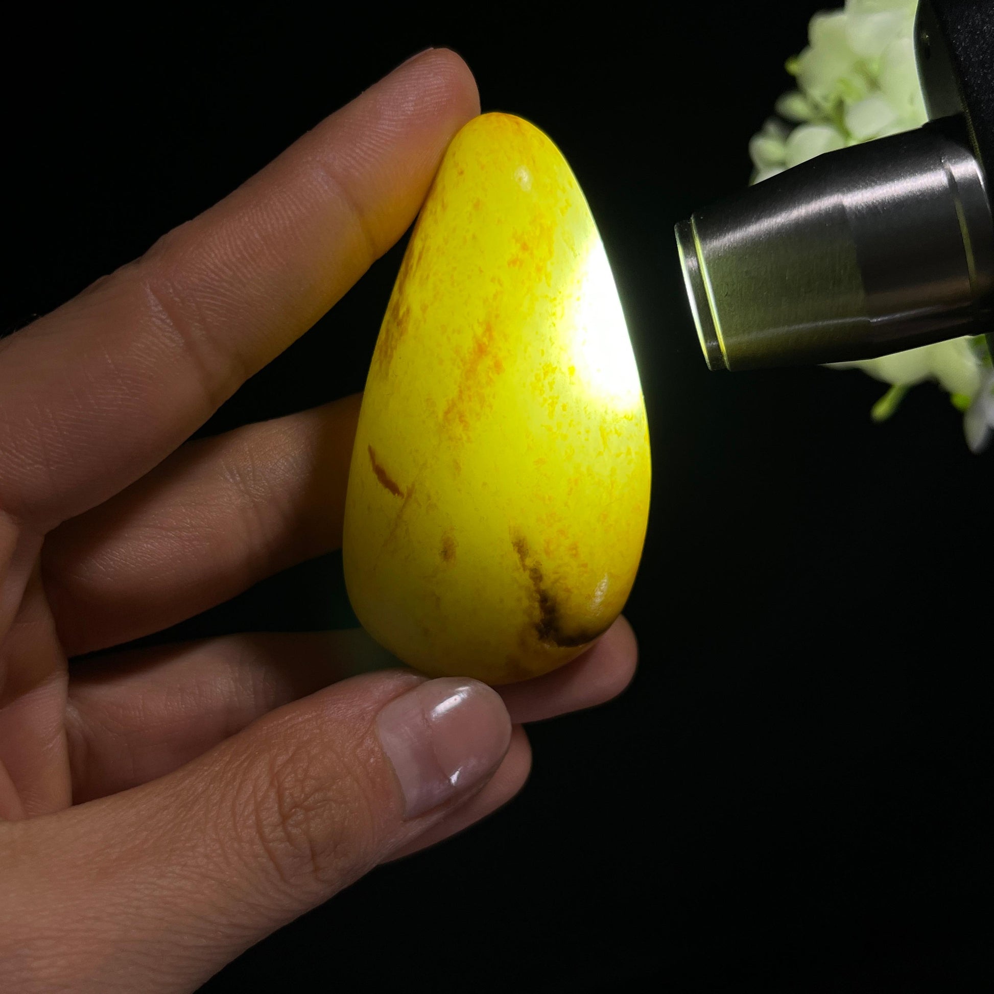 和田玉白玉洒金聚红皮“染金秋露”籽料原石（yc279775）
