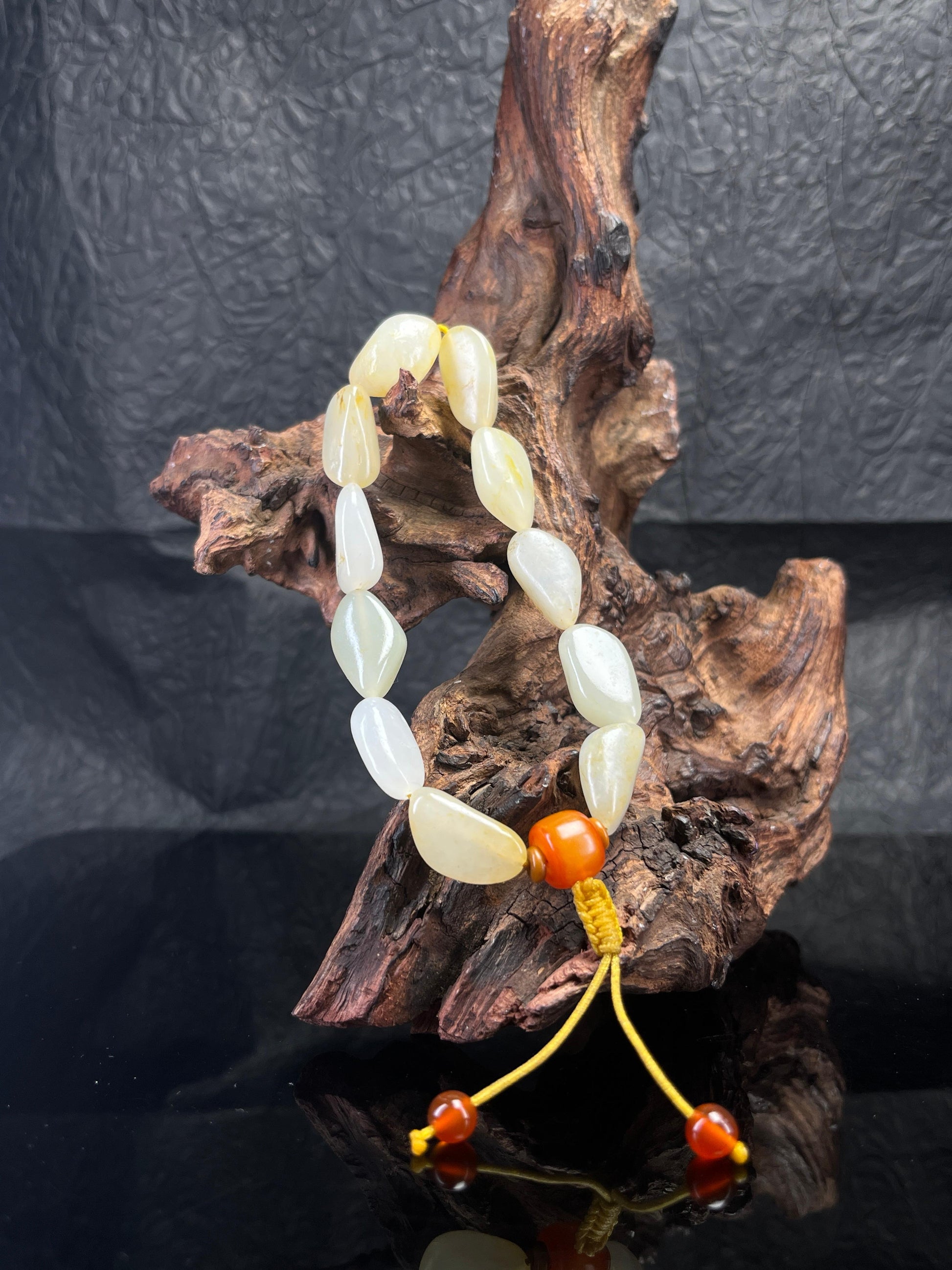 新疆和田玉天然籽料原石白玉手串（yc232535）