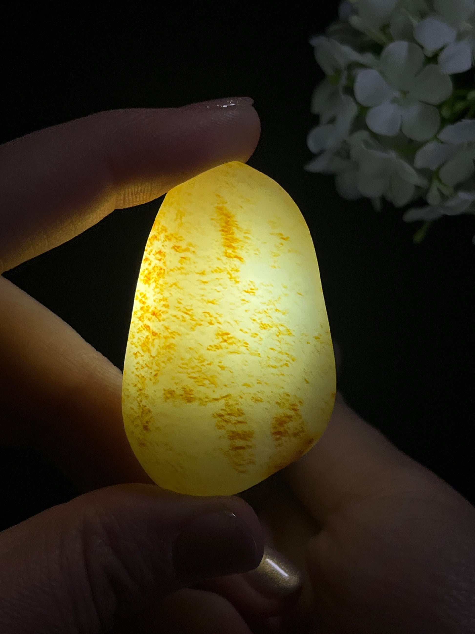 和田玉收藏级白玉洒金皮籽料原石（yc262735）