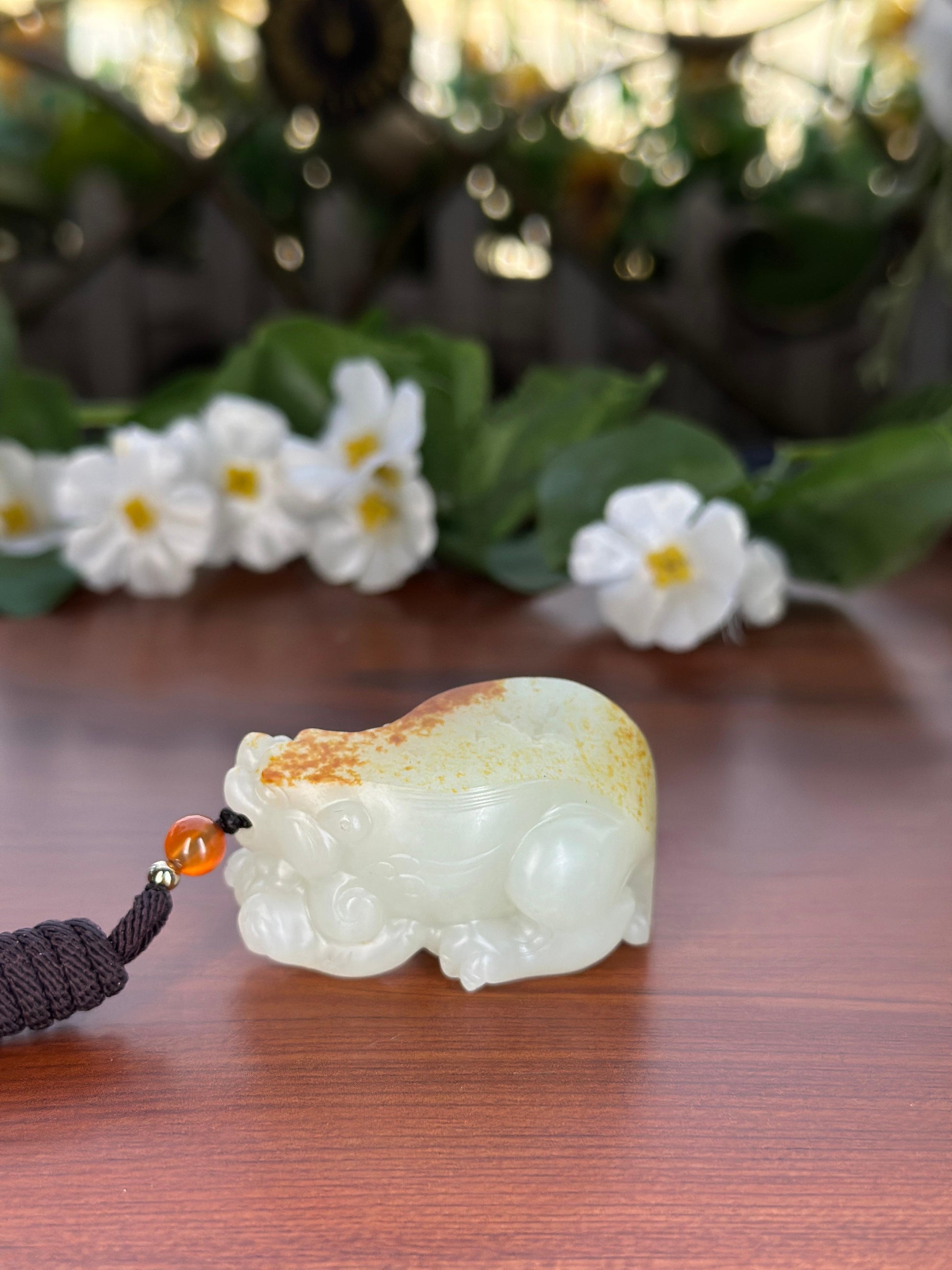新疆和田玉精品红皮洒金皮籽料貔貅手把件（yc709723）