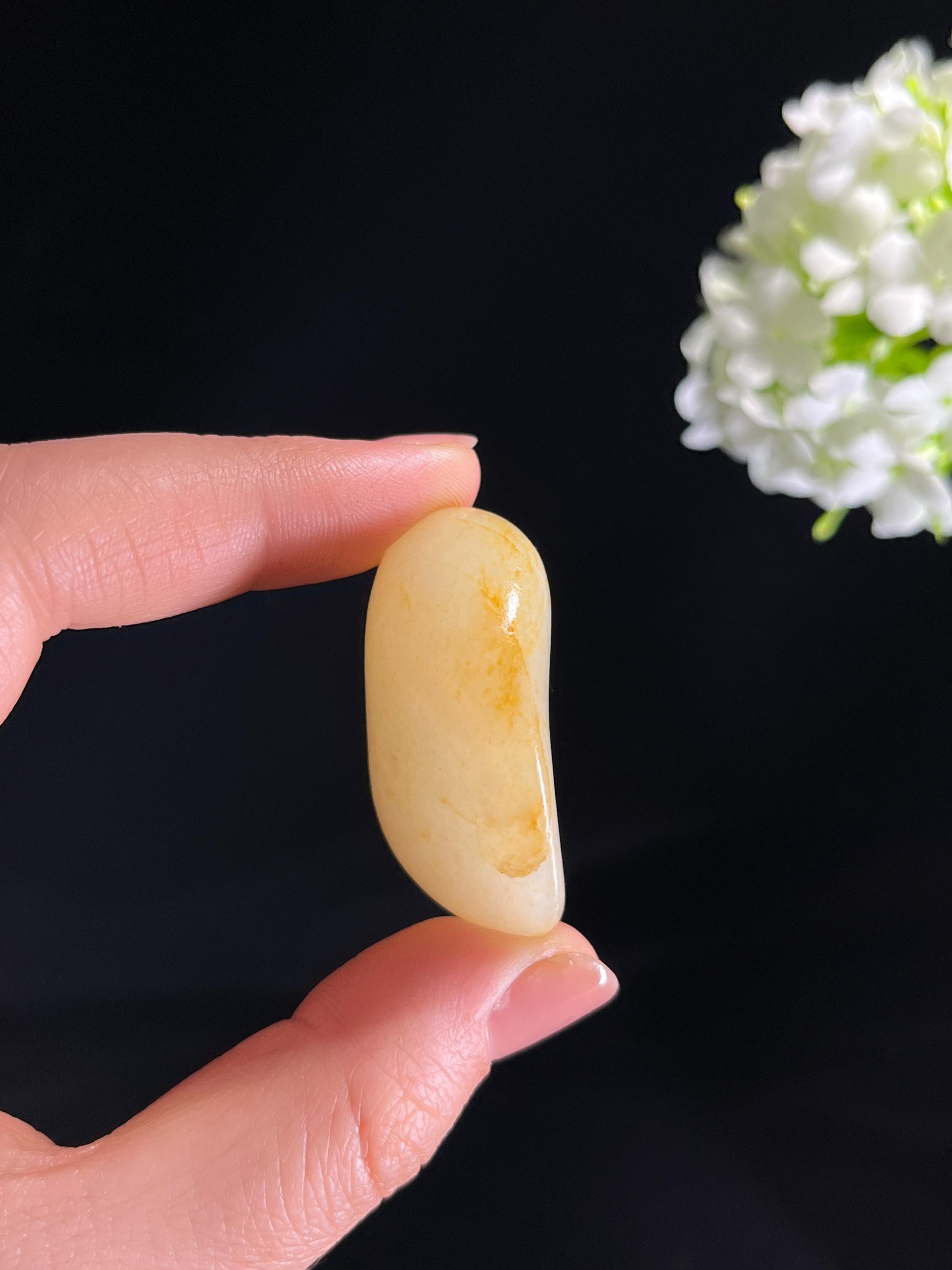 和田玉白玉洒金皮籽料原石挂件（yc278398）