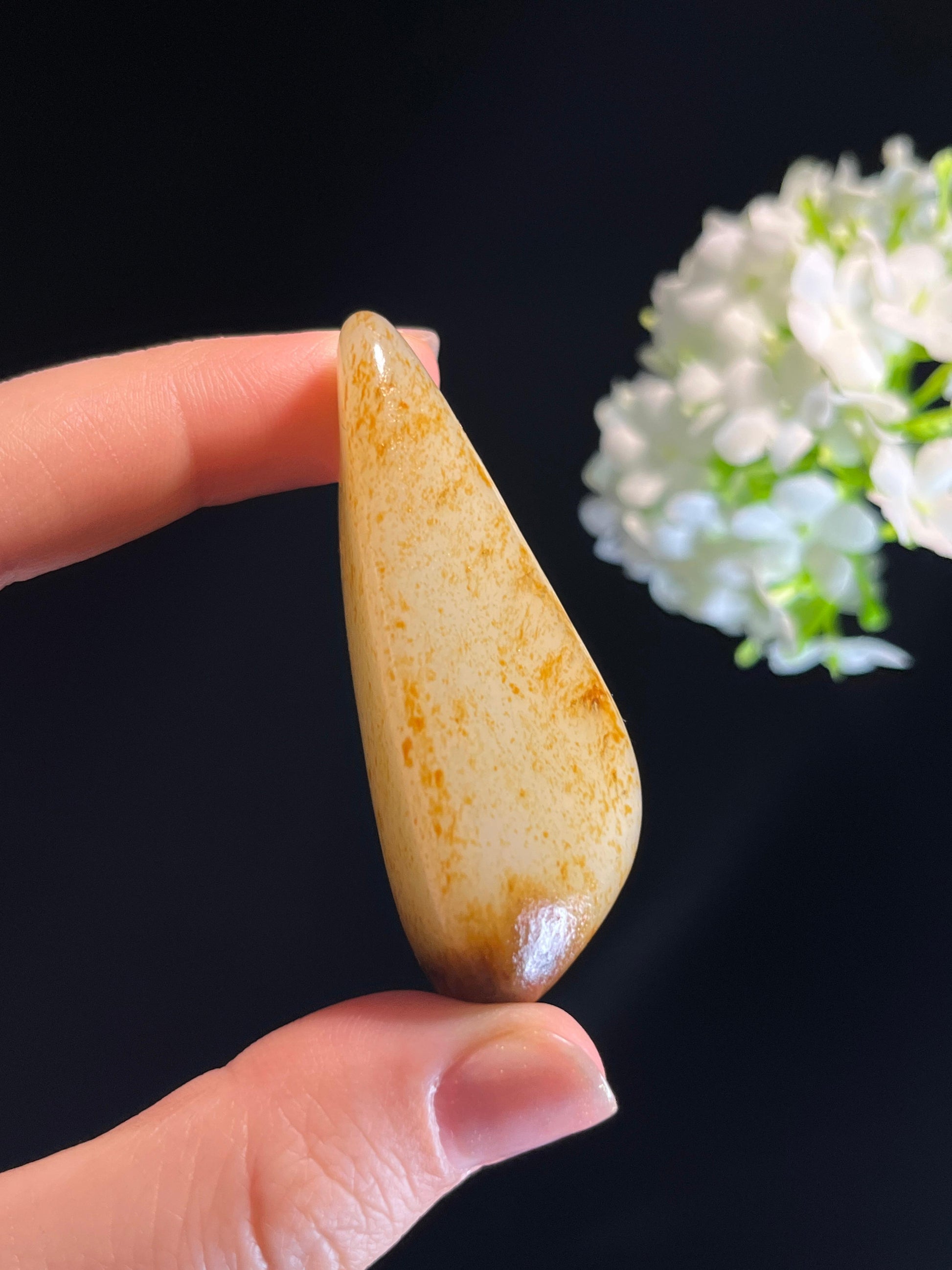 新疆天然和田玉洒金皮籽料原石（yc274578）