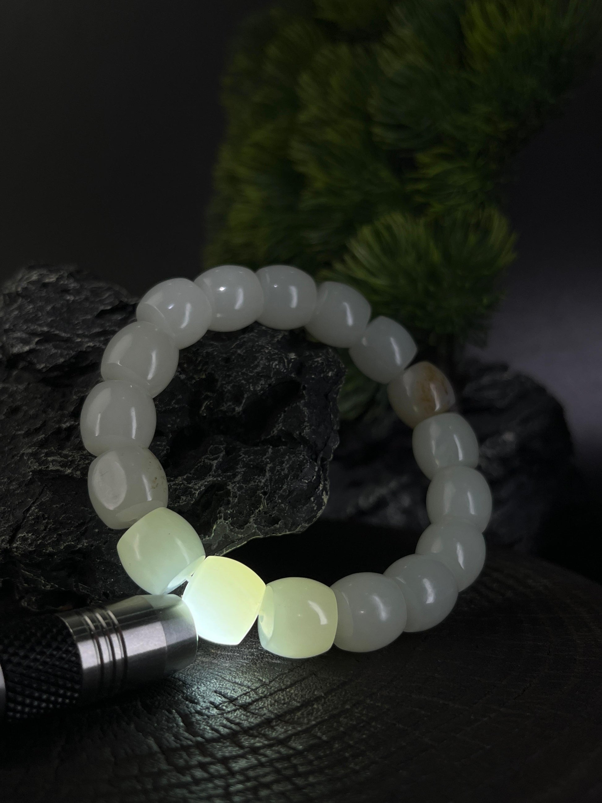 和田玉山料白玉直切珠手串（12卡）（yc228606）