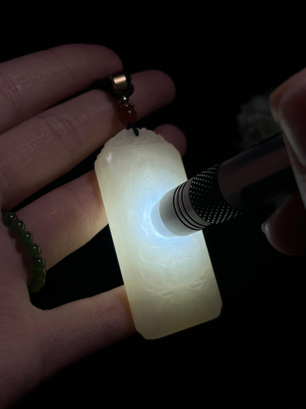 和田玉观音牌吊坠（yc258302）