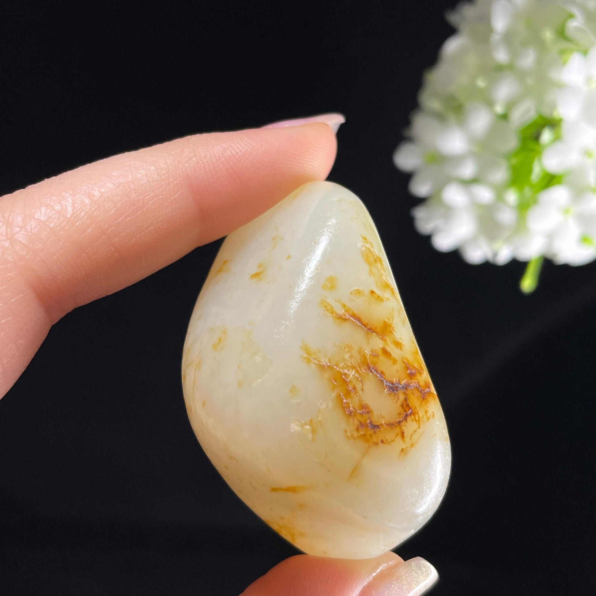 和田玉白玉“碎琼萦玉”洒红皮籽料（yc394232）