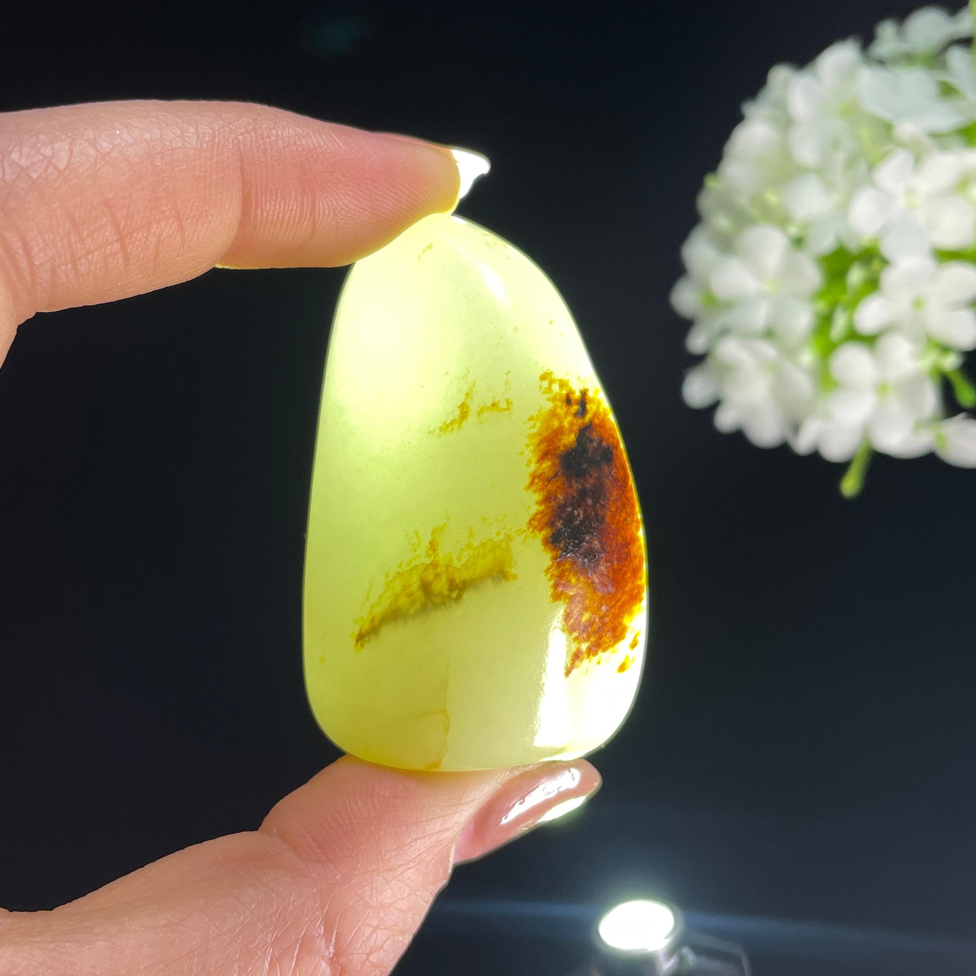 2026.4.9广告流，和田玉白玉“朱泥点玉”黑红皮籽料（yc386305）