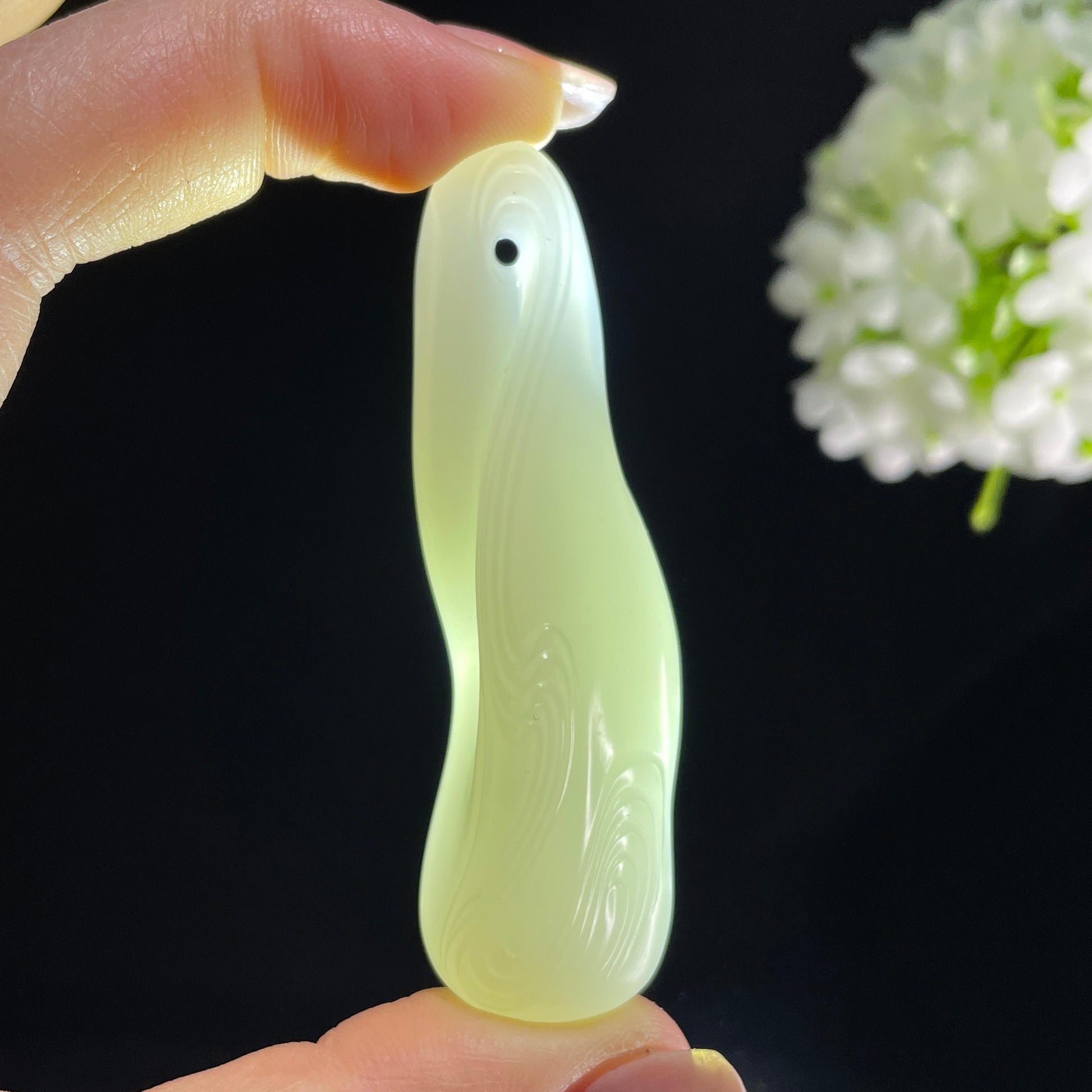 和田玉羊脂白玉风生水起随形雕挂件（yc393145）