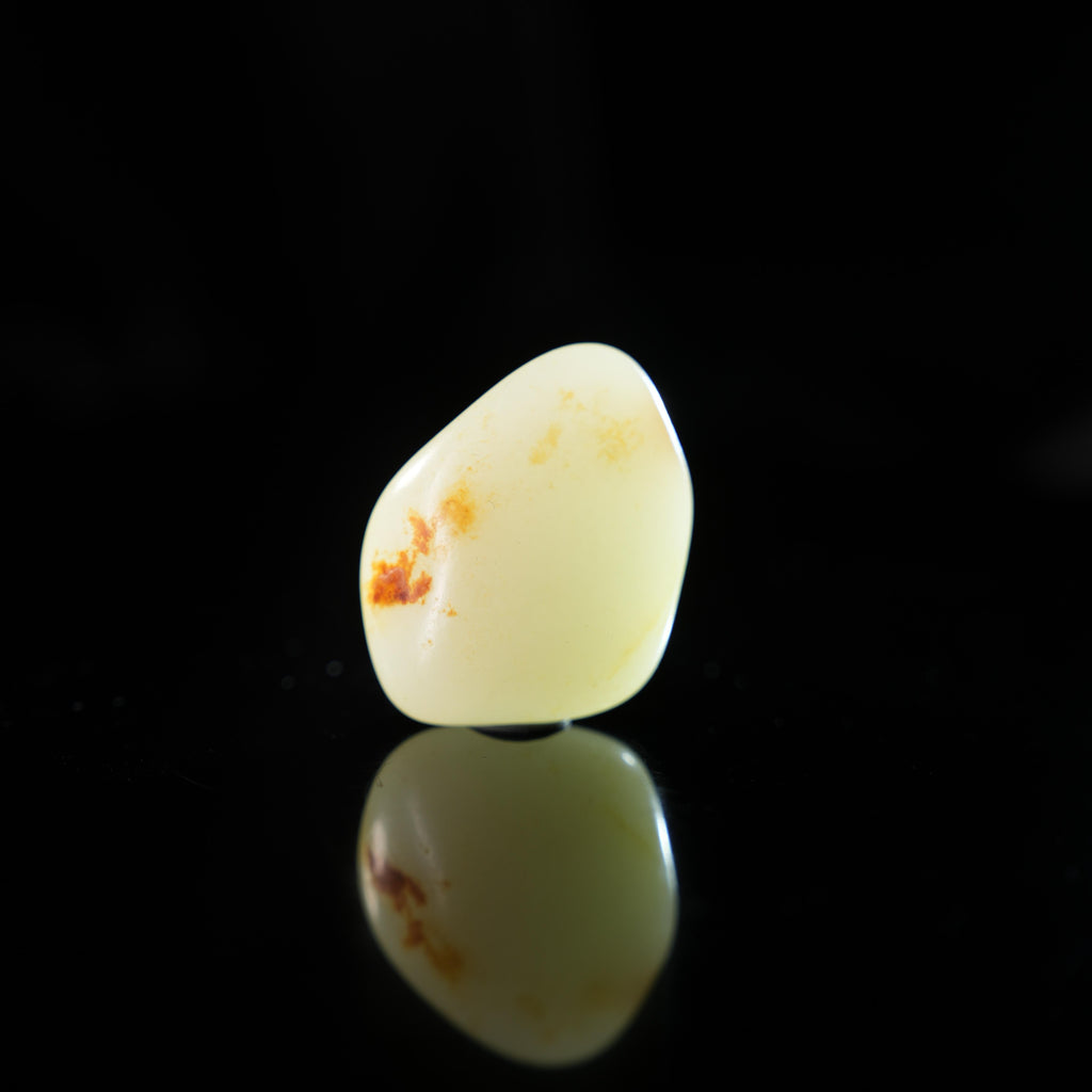 新疆和田玉“霞光点点”白玉聚红皮籽料（yc450460）