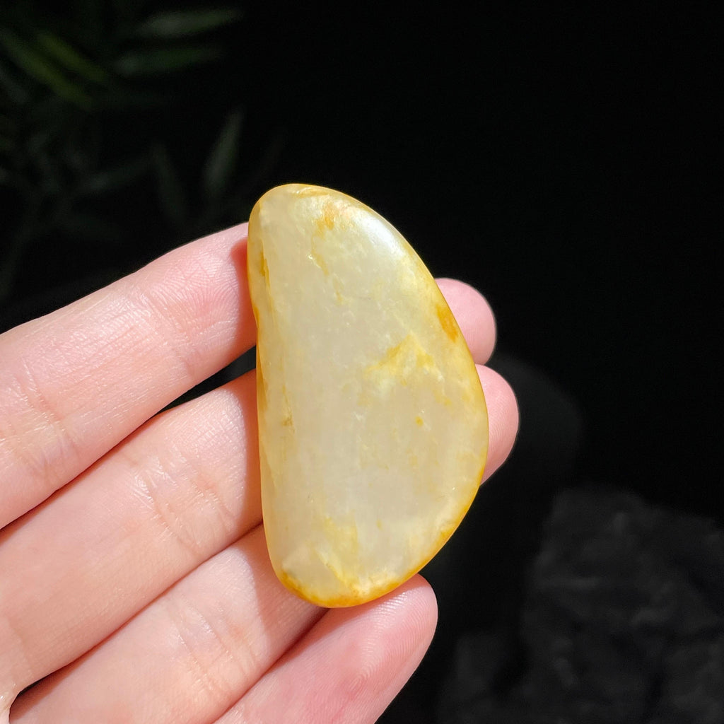 新疆和田玉白玉洒金皮籽料挂件（yc715797）