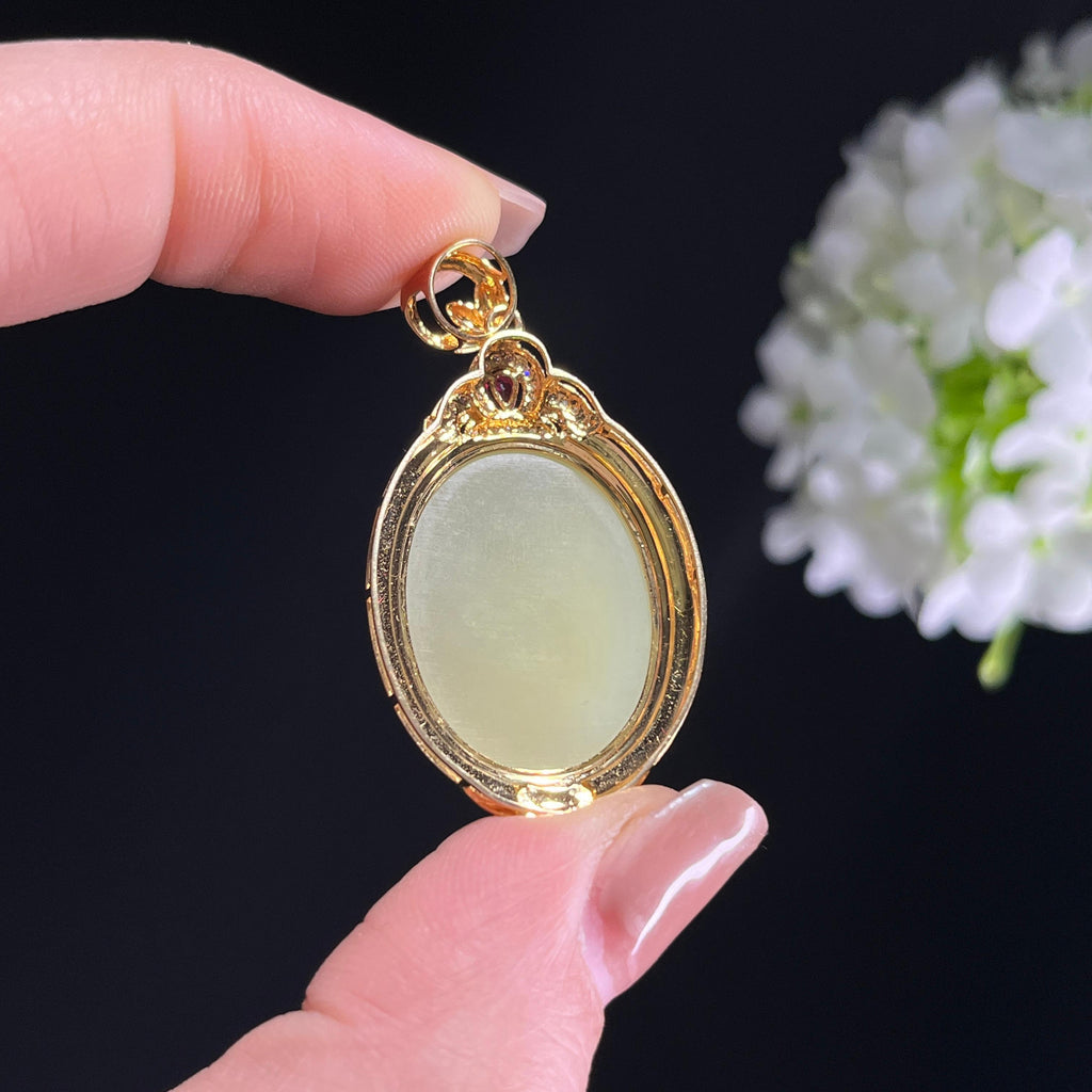 和田玉黄口料18K金镶蛋面吊坠（yc387128）