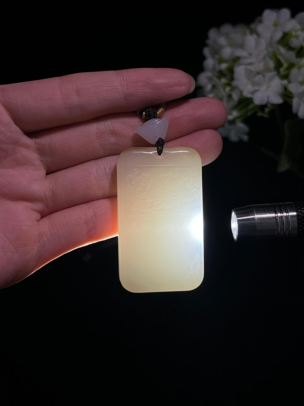 和田玉且末糖白平安无事牌（yc250383）