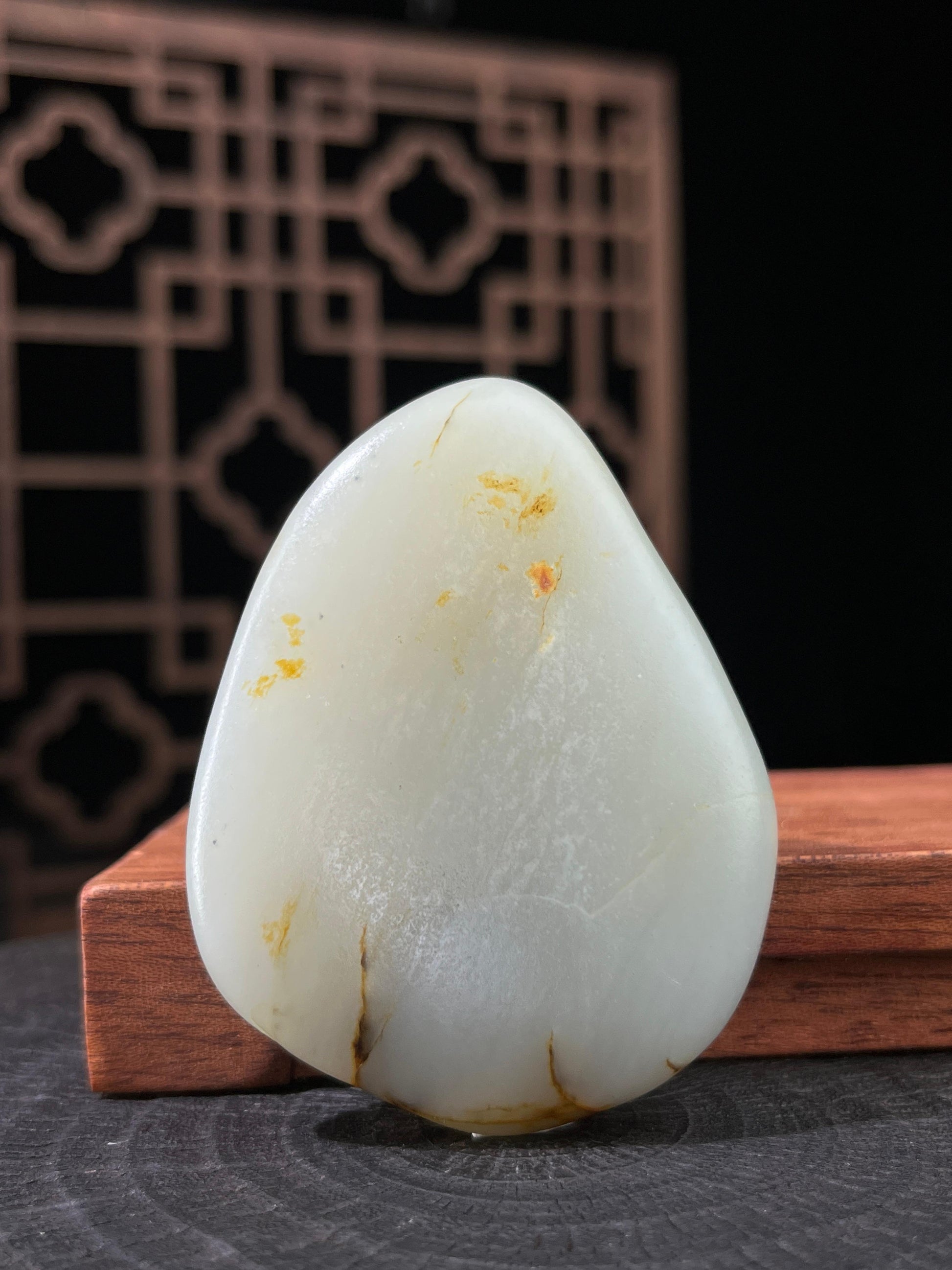 新疆和田玉白玉籽料原石聚黄皮挂件1（yc233743）