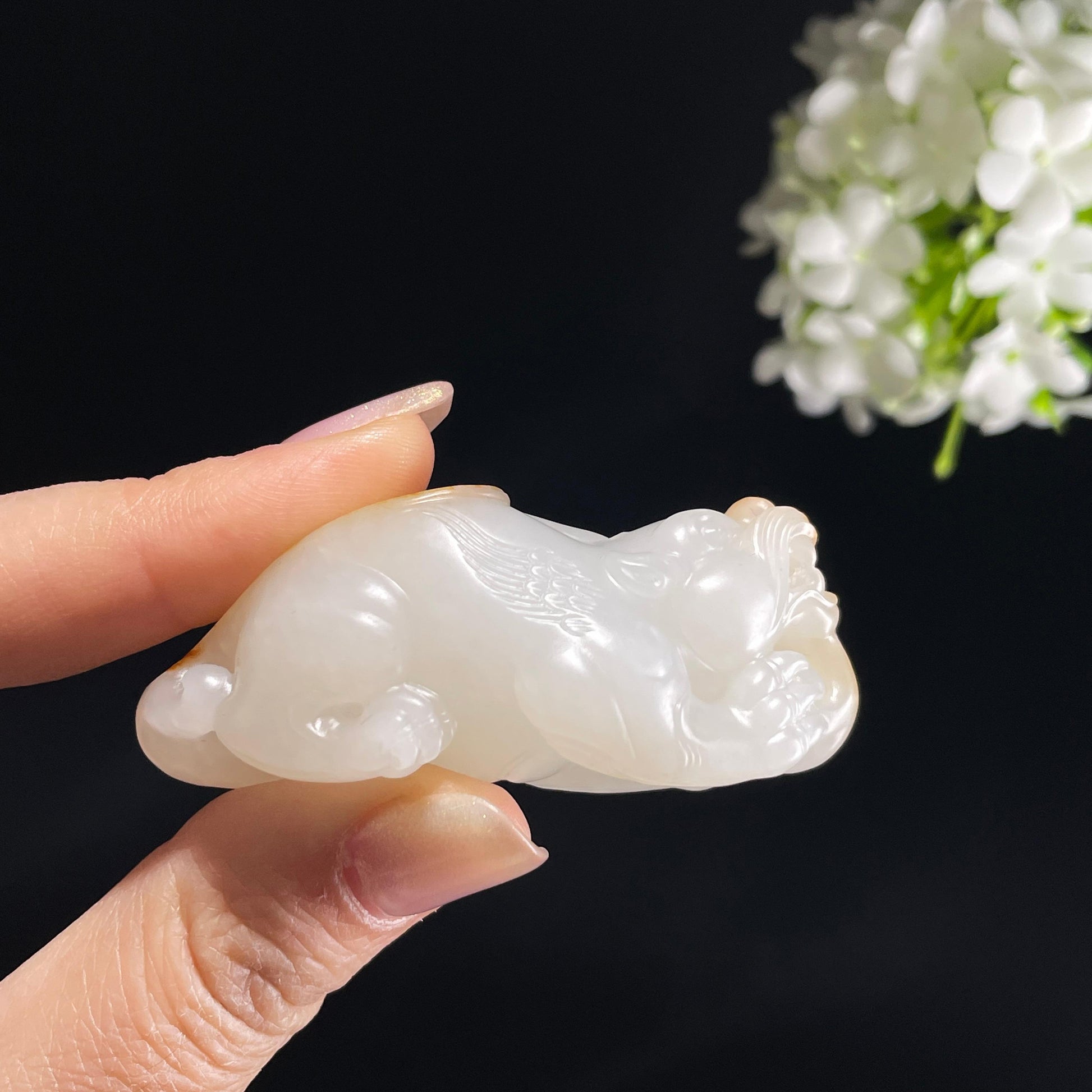 和田玉白玉红皮洒金皮“锦貅聚财”籽料貔貅雕刻（yc355893）