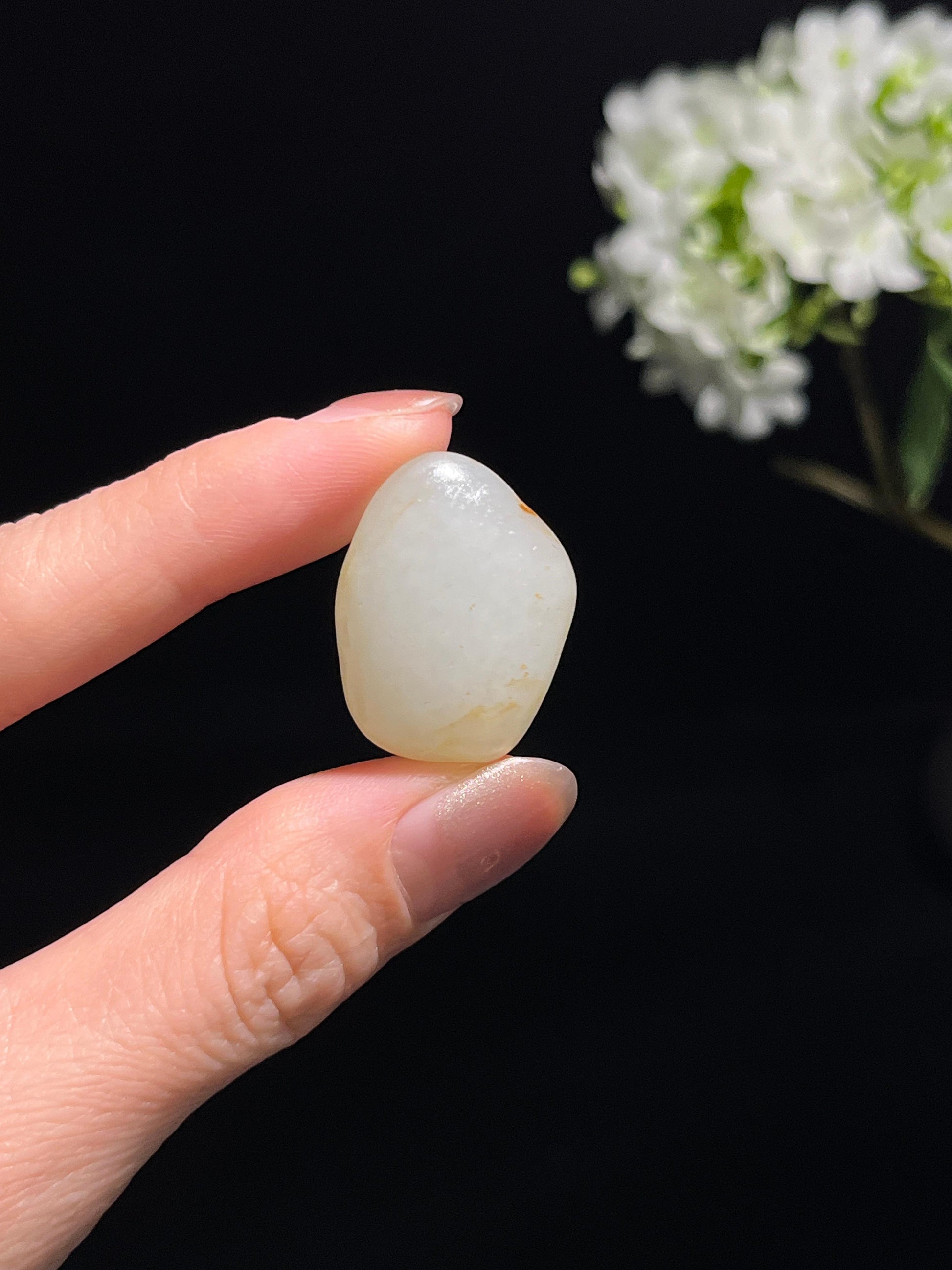 新疆和田玉光白籽料原石（yc250769）