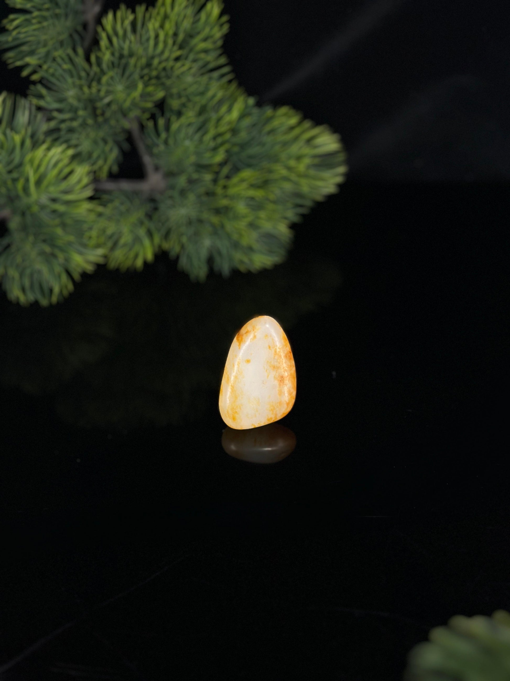 新疆和田玉白玉洒金皮臻品挂件籽（yc470674）