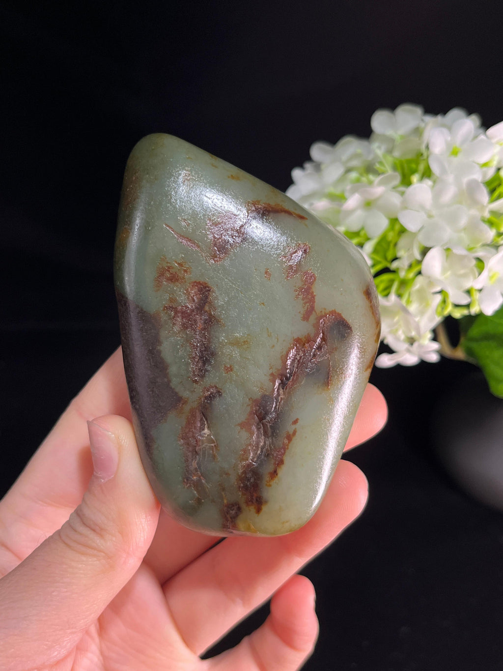 新疆和田玉青玉带红皮籽料原石（yc250961）