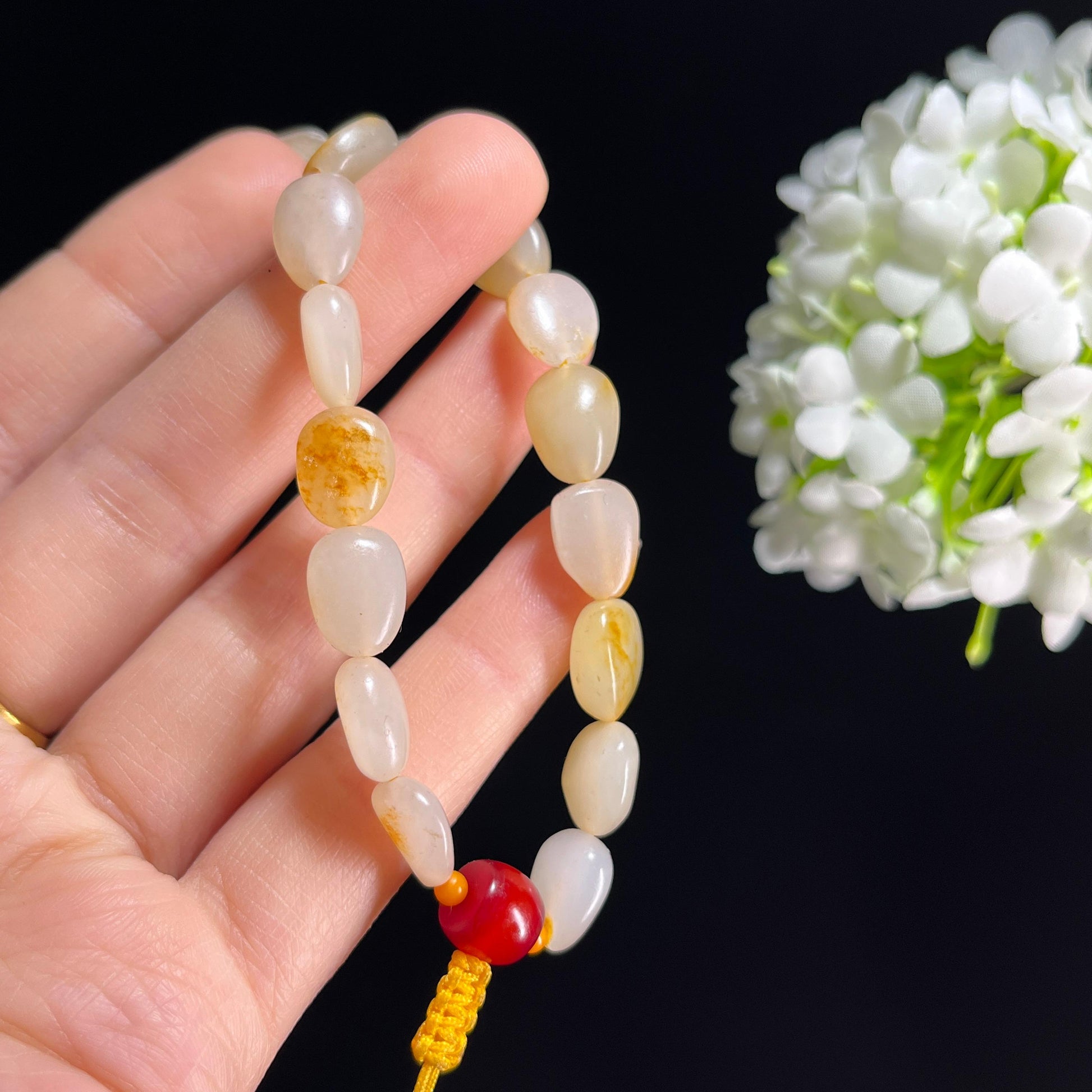 和田玉白玉洒金皮籽料原籽手串（yc332535）