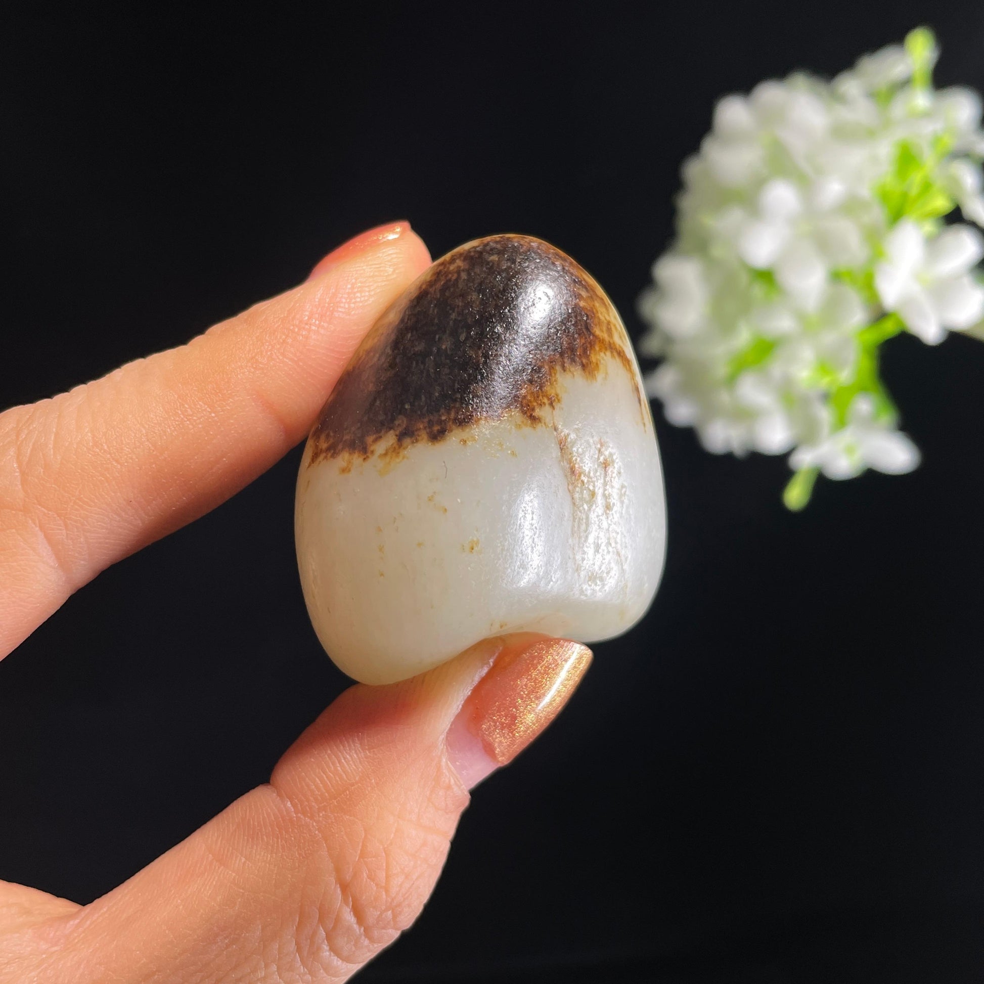 新疆天然和田玉黑红皮籽料（yc403498）