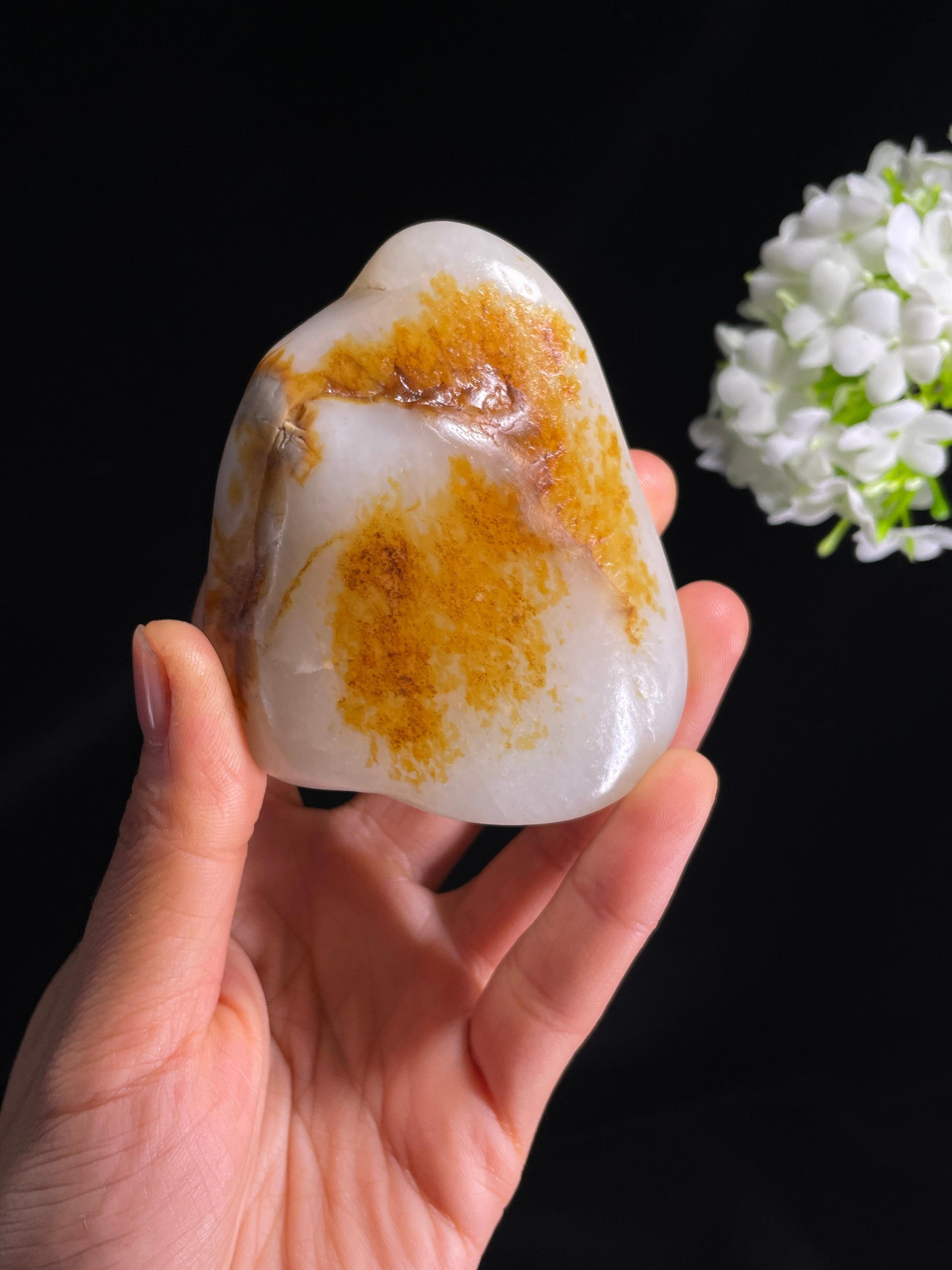 和田玉白玉洒金皮籽料原石摆件（yc265011）