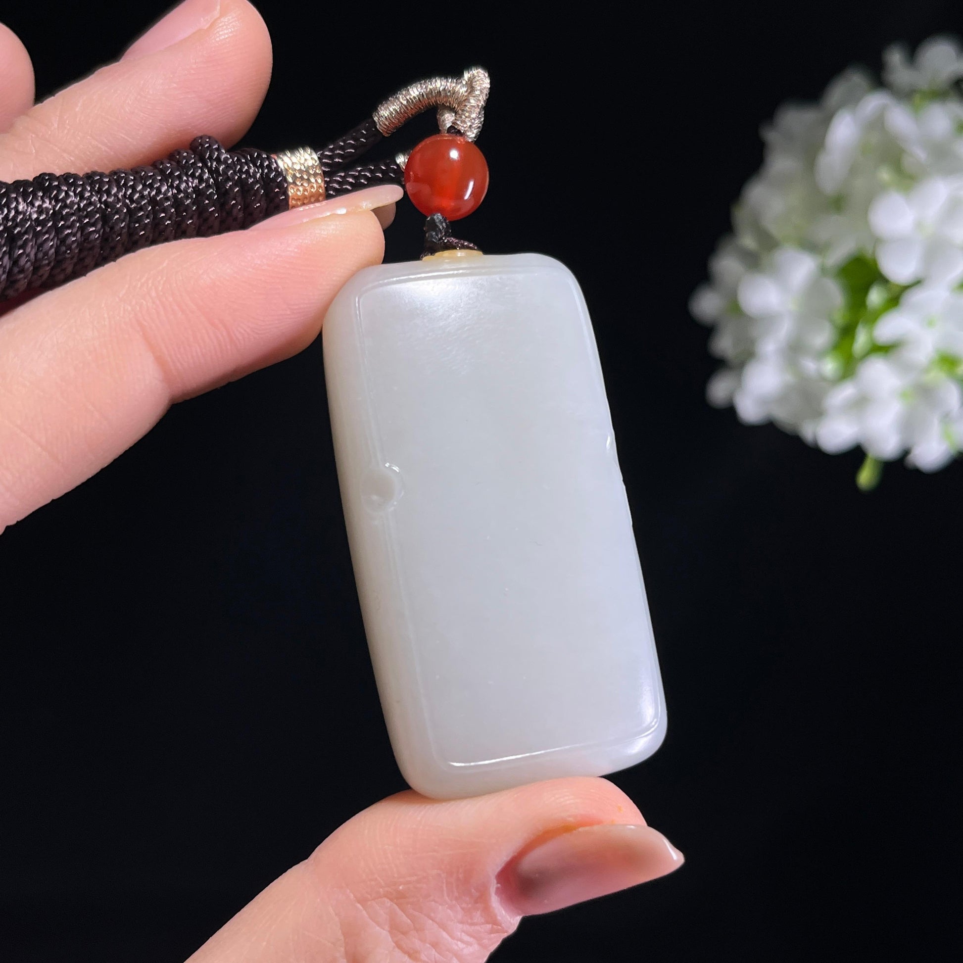 和田玉白玉洒金皮聚红皮籽料无事牌（yc372636）