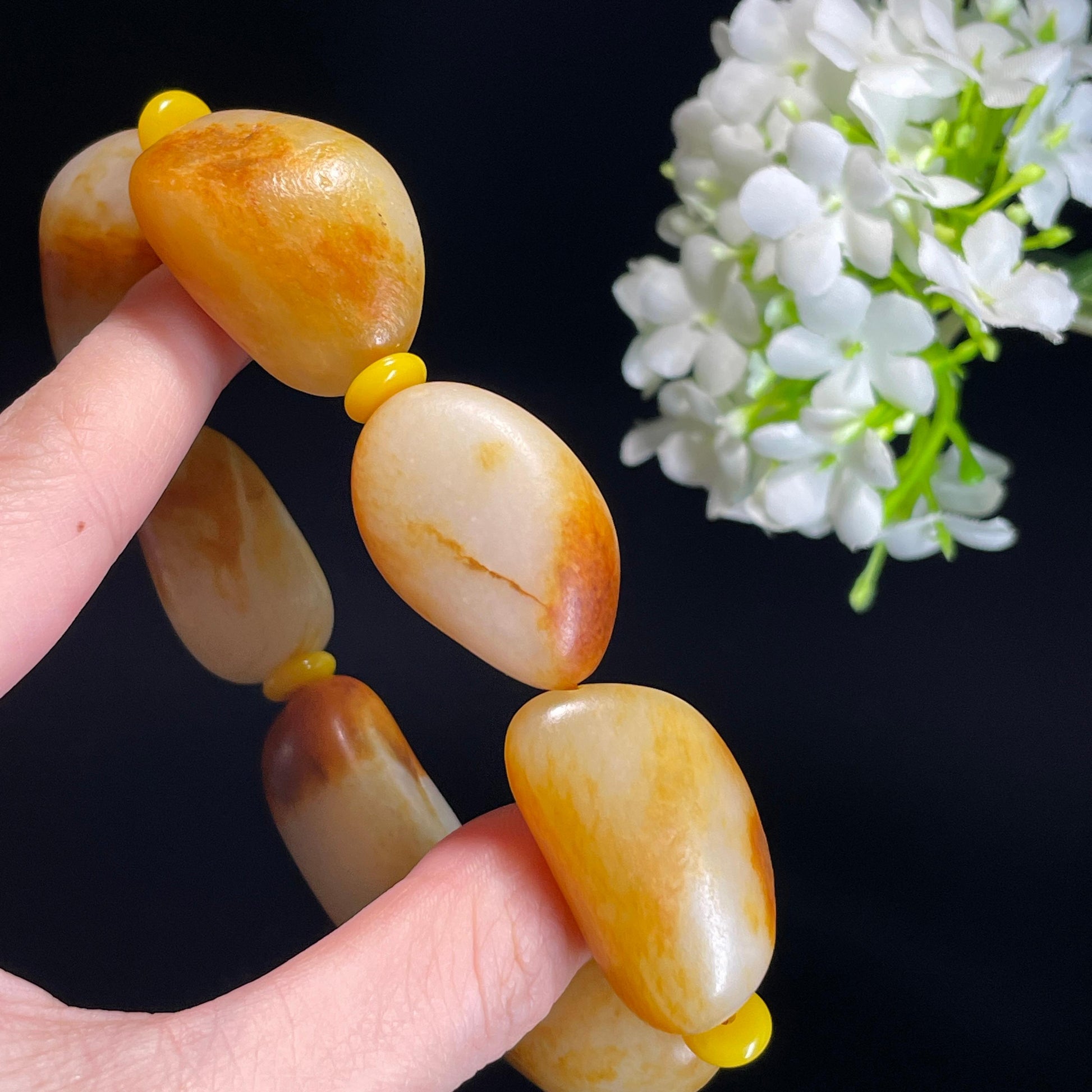 新疆天然和田玉黄沁皮籽料手串（yc340475）
