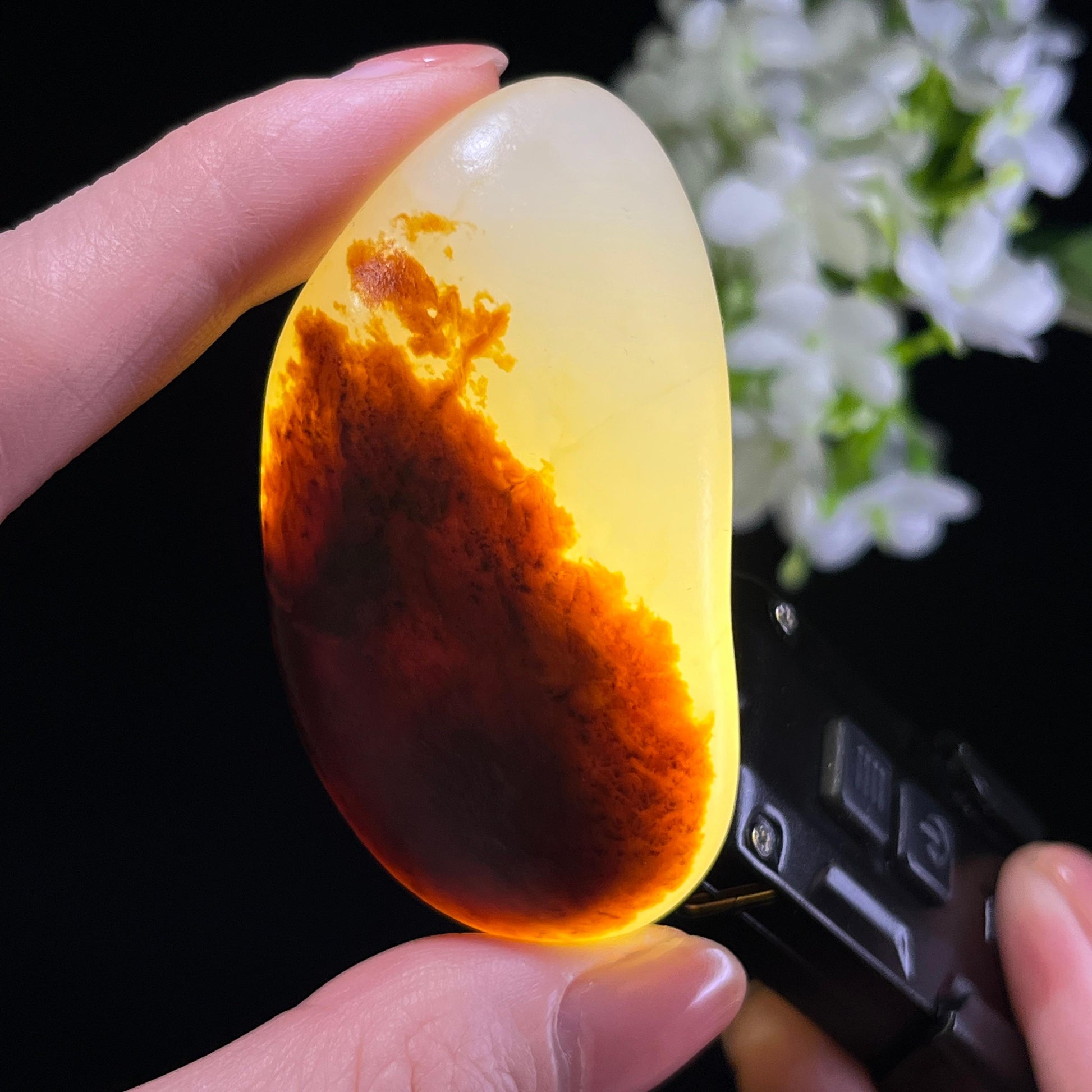 和田玉白玉枣红皮“余霞散绮”红皮白肉籽料（yc345764）