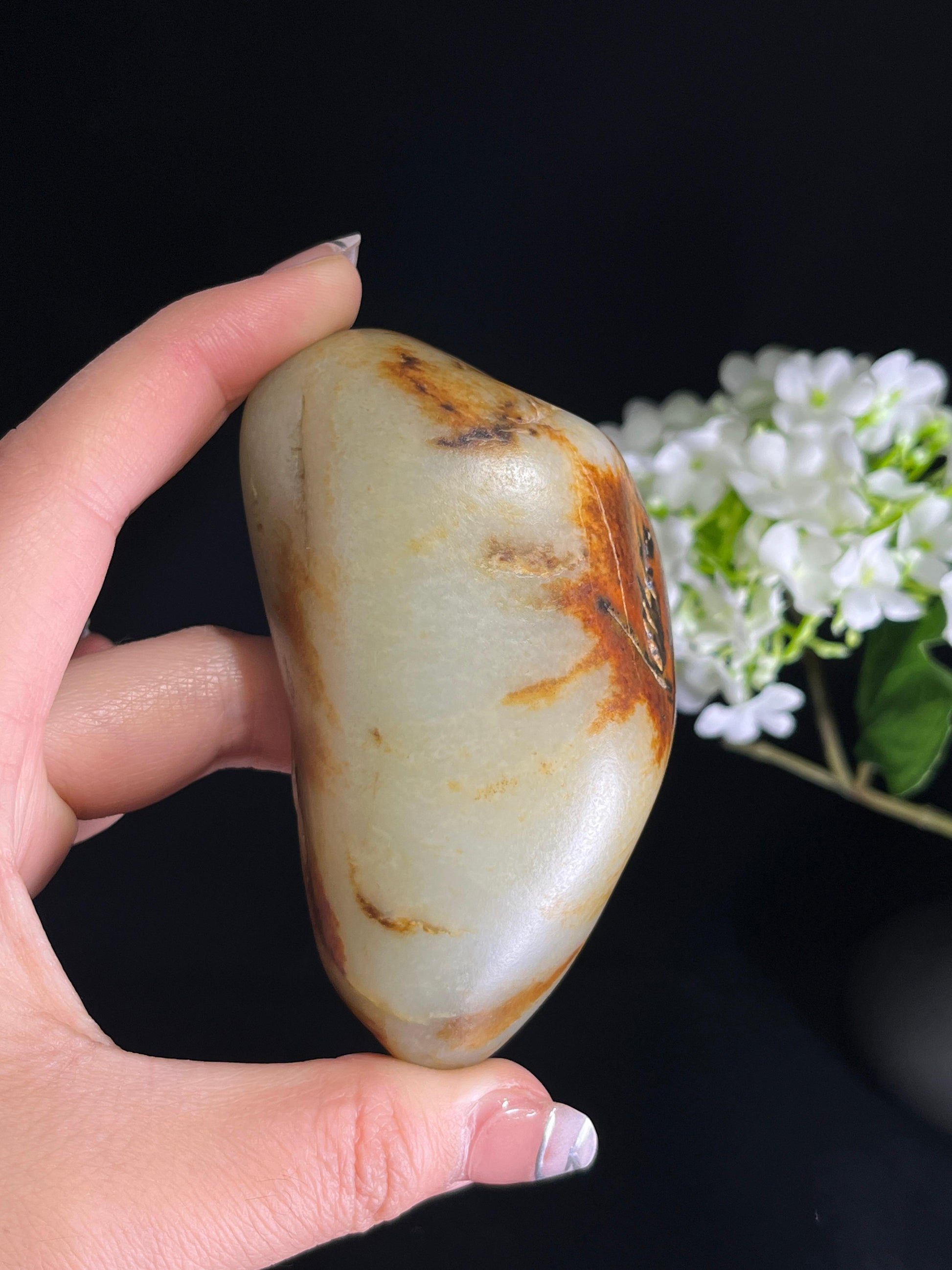 新疆和田玉红皮白玉籽料原石手把件（yc250185）