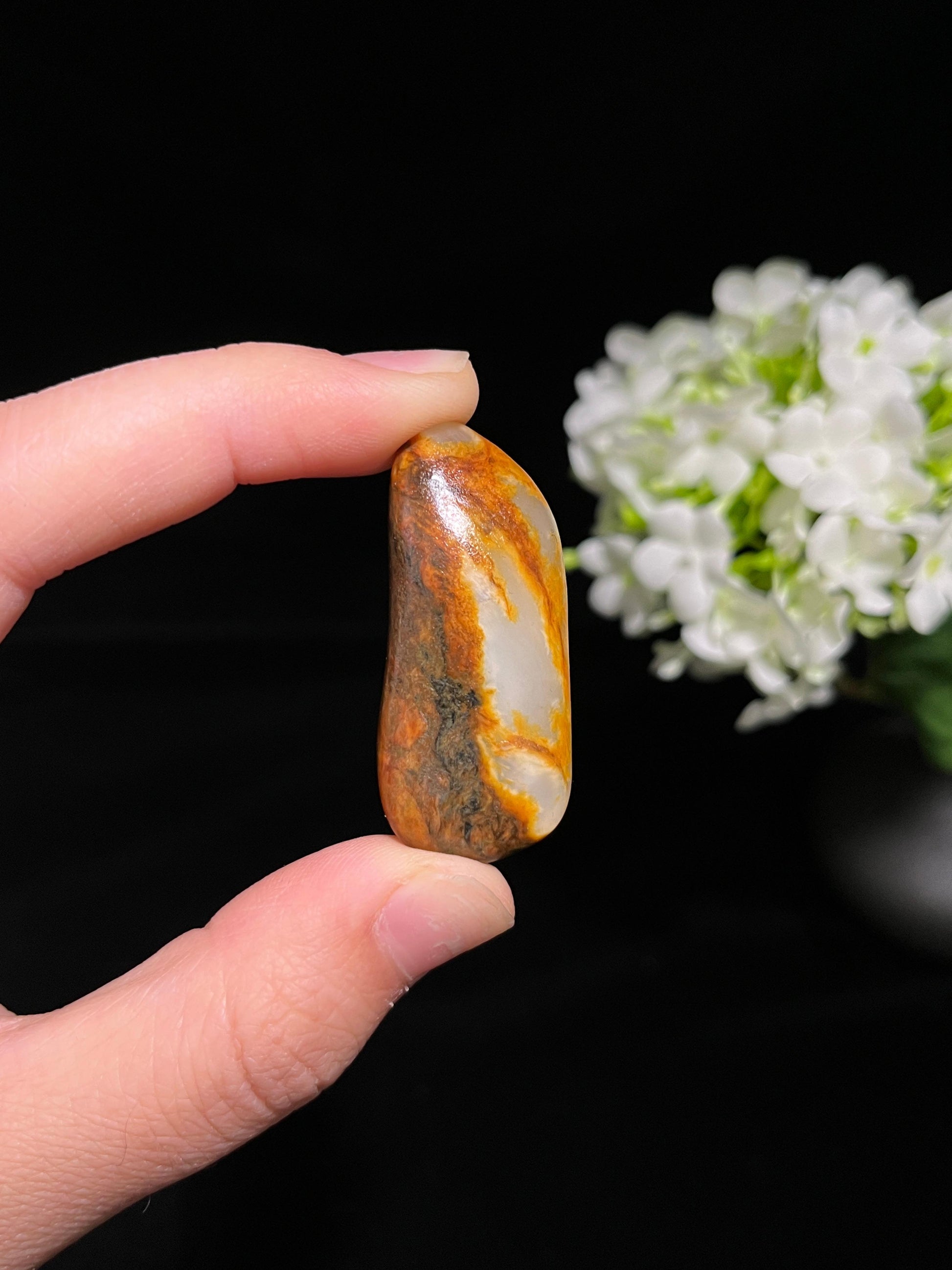 和田玉多色皮籽料原石（yc249923）