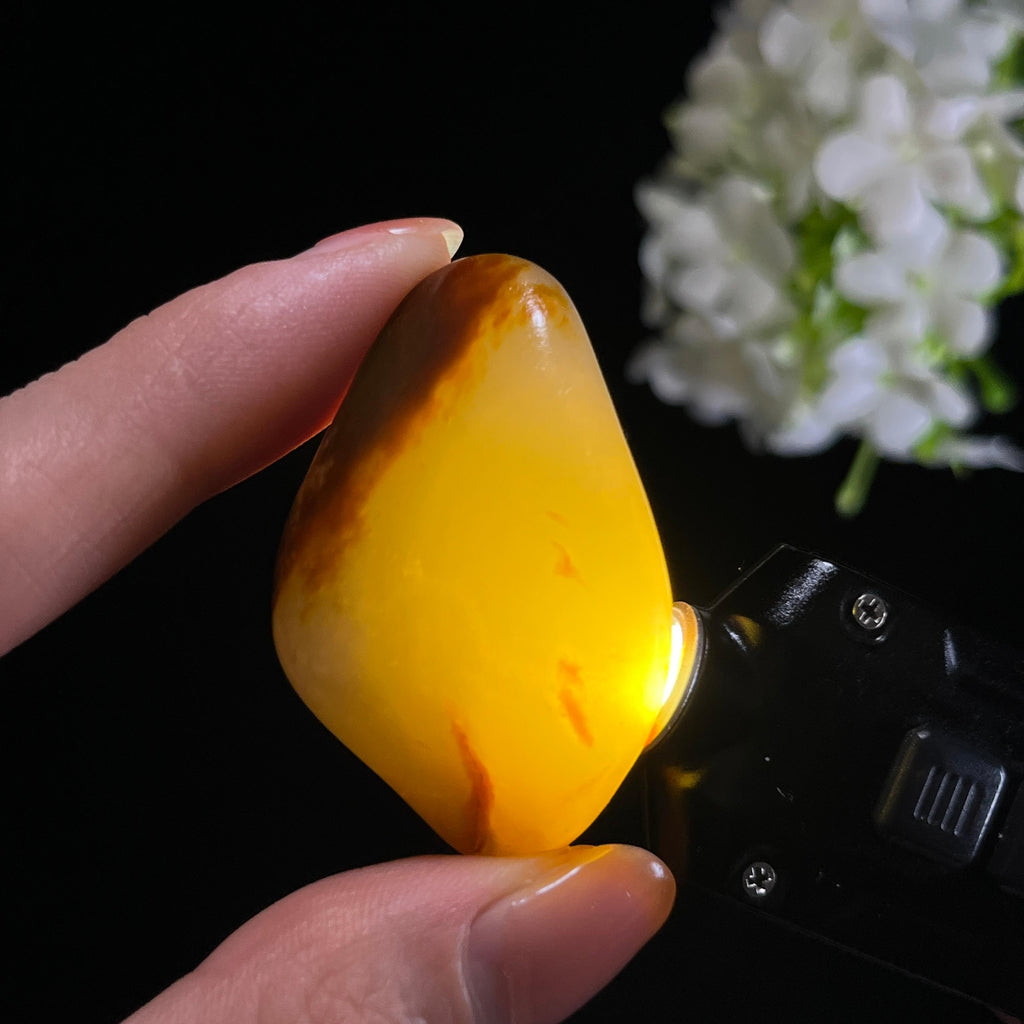 和田玉白玉“赤焰衔霜”红皮籽料（yc351433）