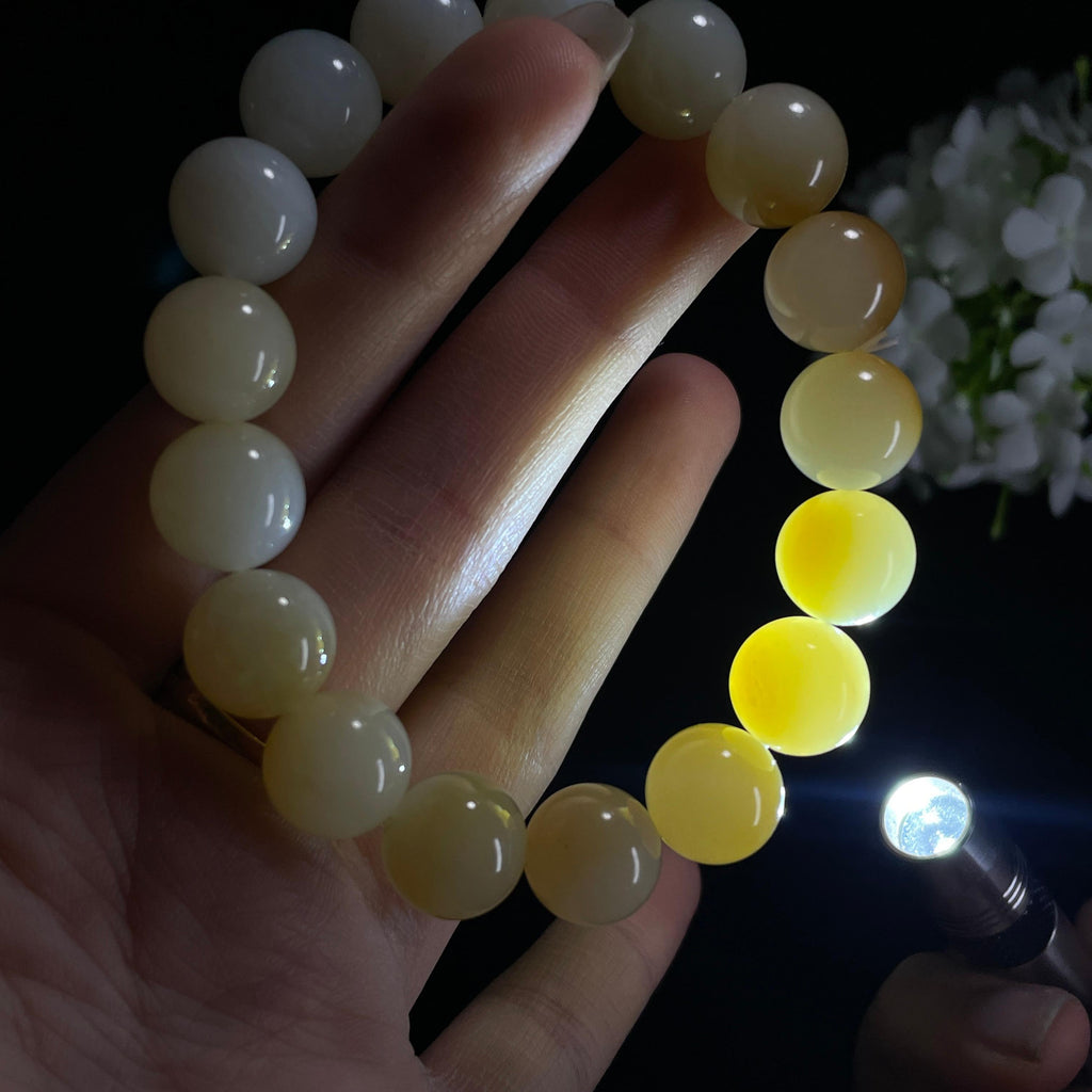 和田玉糖白玉“杏雪满枝”圆珠手串（yc332137）