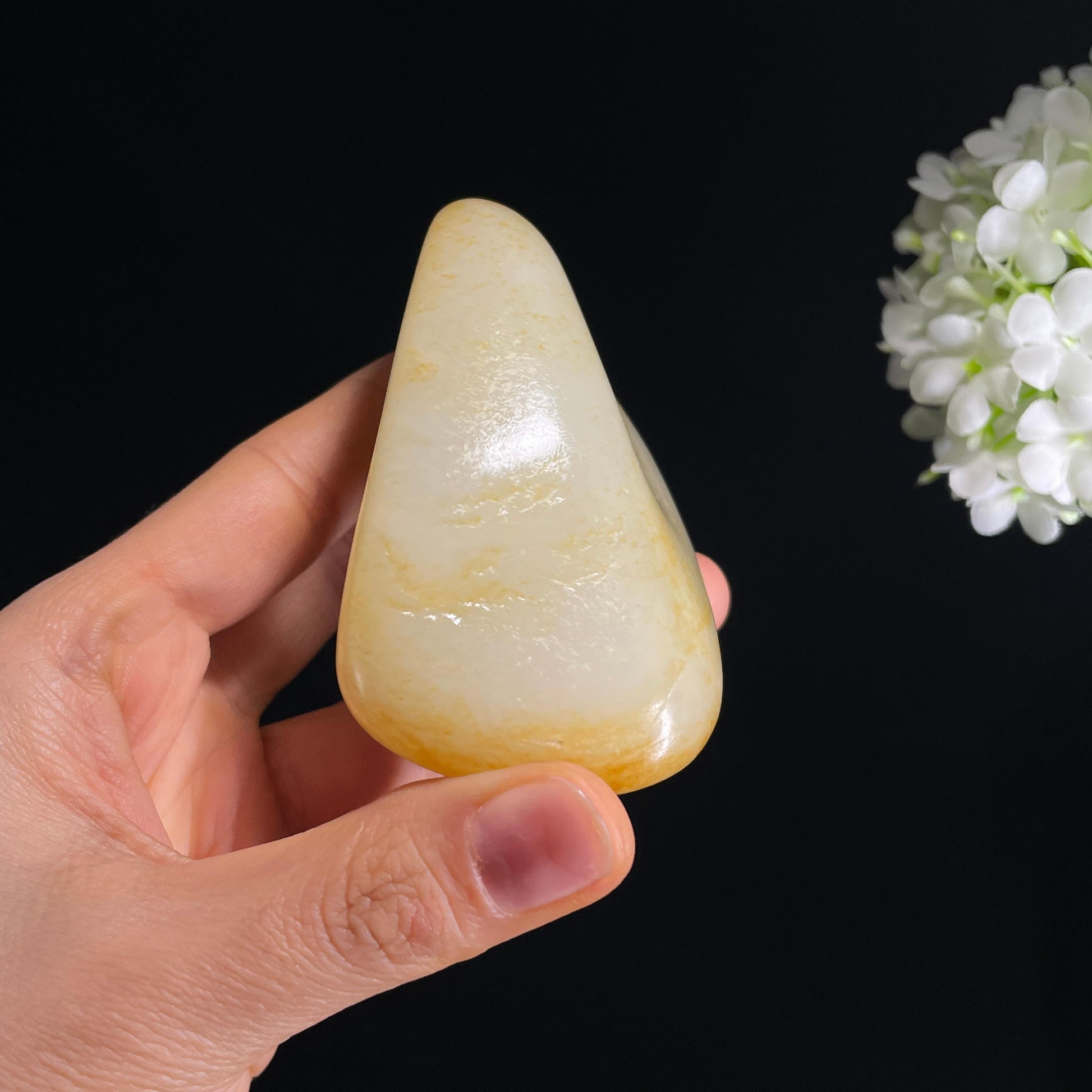 和田玉暖白种“玉液流金”通体洒金皮籽料（yc332388）